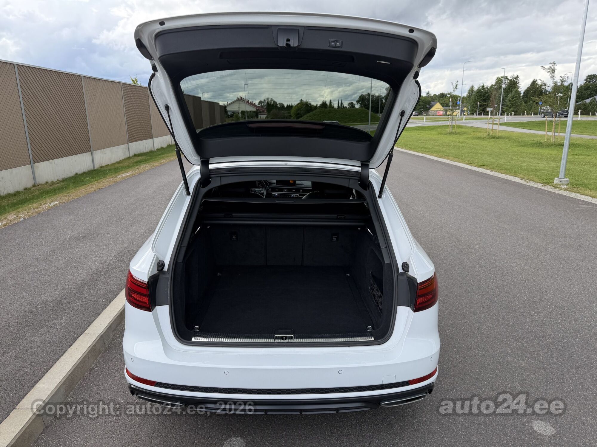 Audi A4 - 8