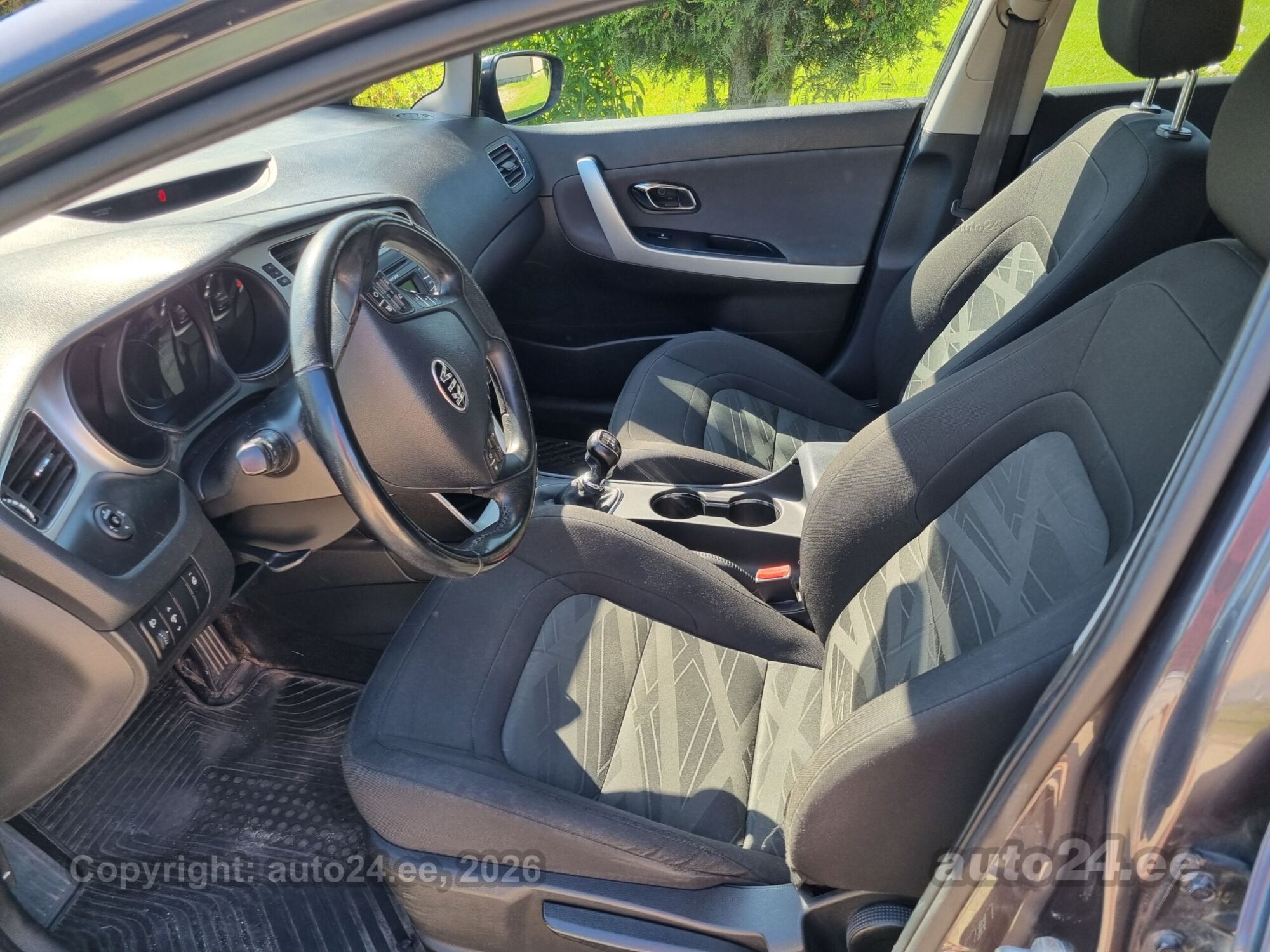 Kia Ceed 1.4 73kW 2015, photo 6/6