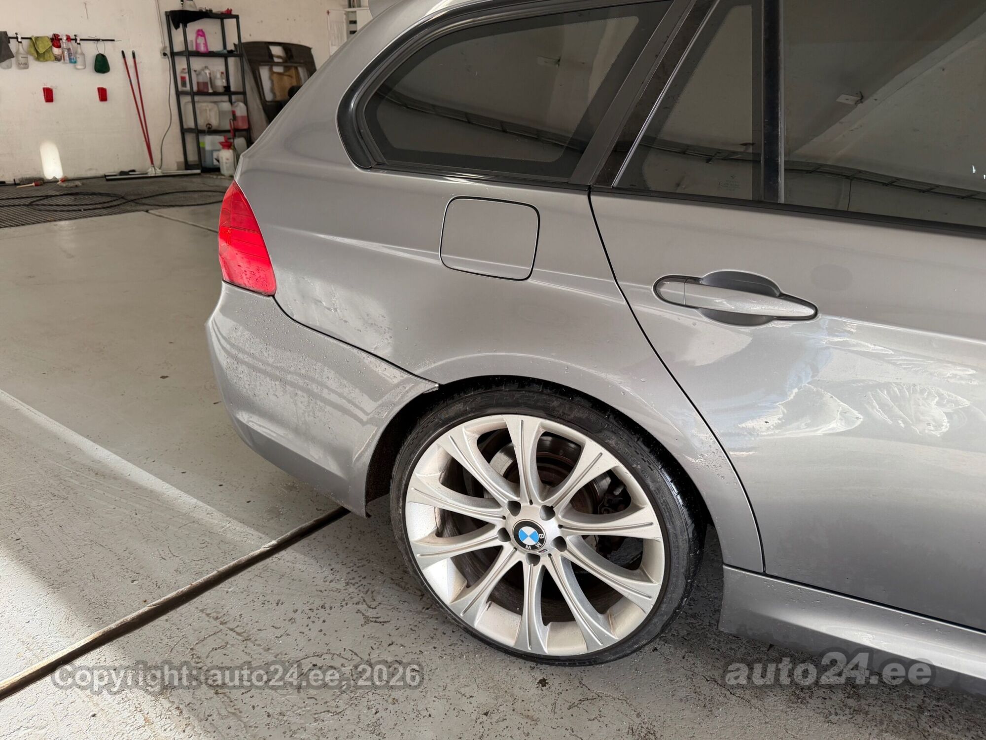 BMW 3 Series 2008 — photo 11