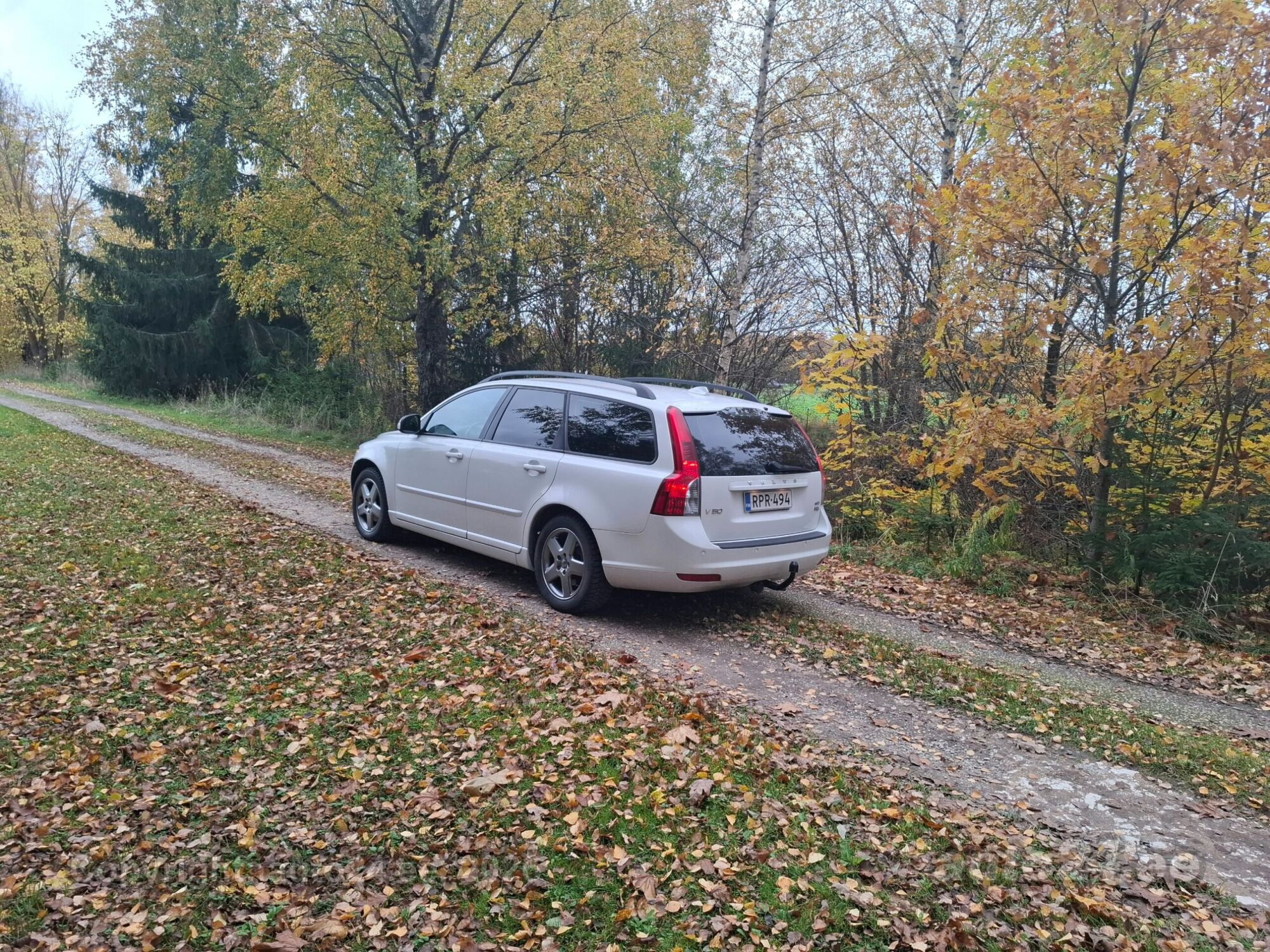 Volvo V50 2010 — engine 80 kW