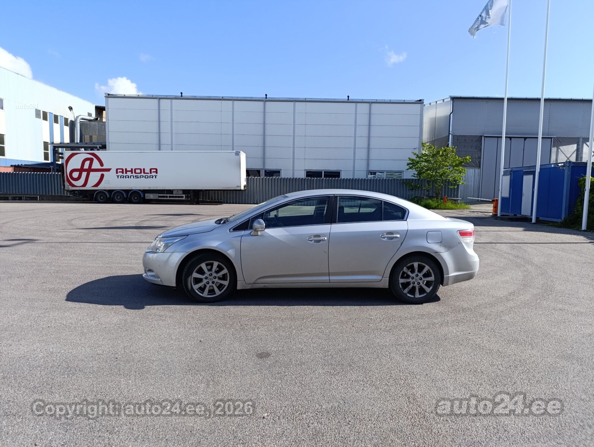 Toyota Avensis - 11