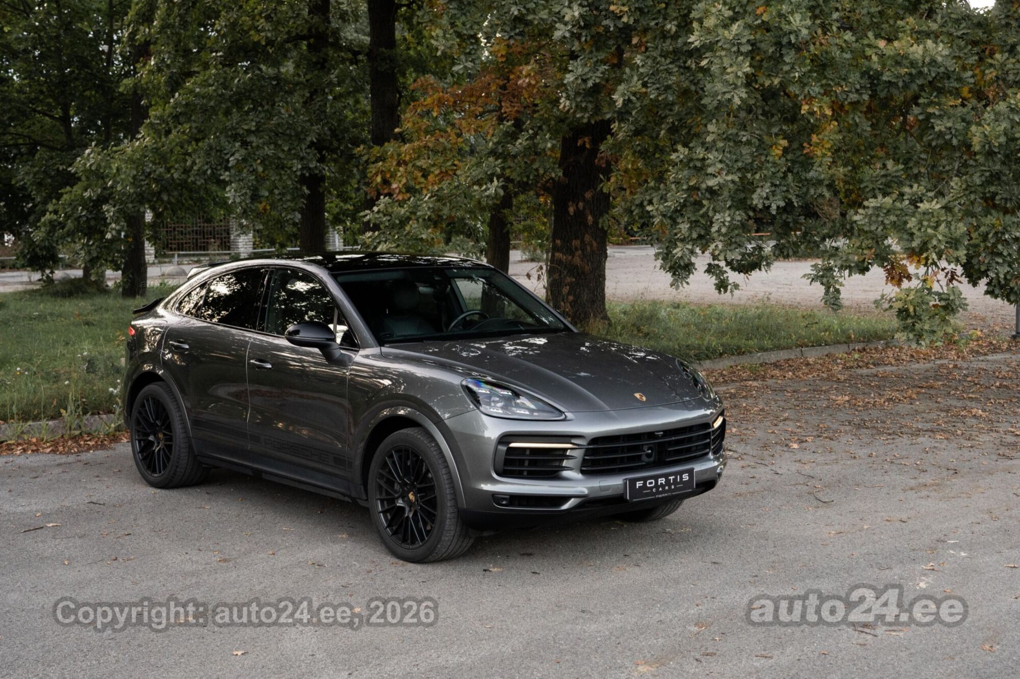Porsche Cayenne - 2