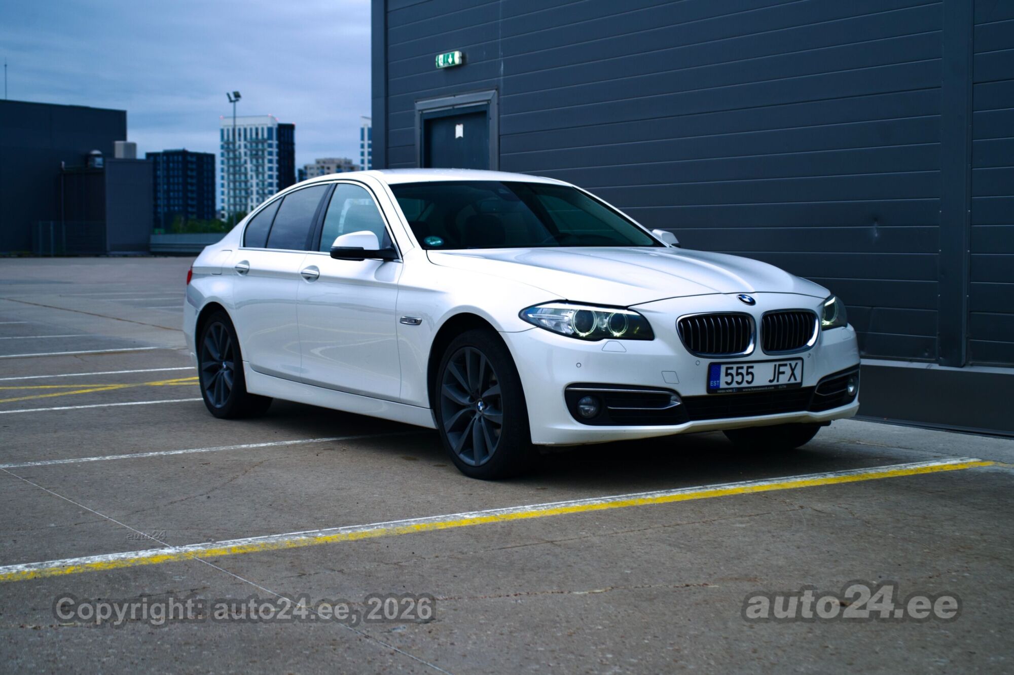 BMW 5-sarja 2014, kuva 7/10