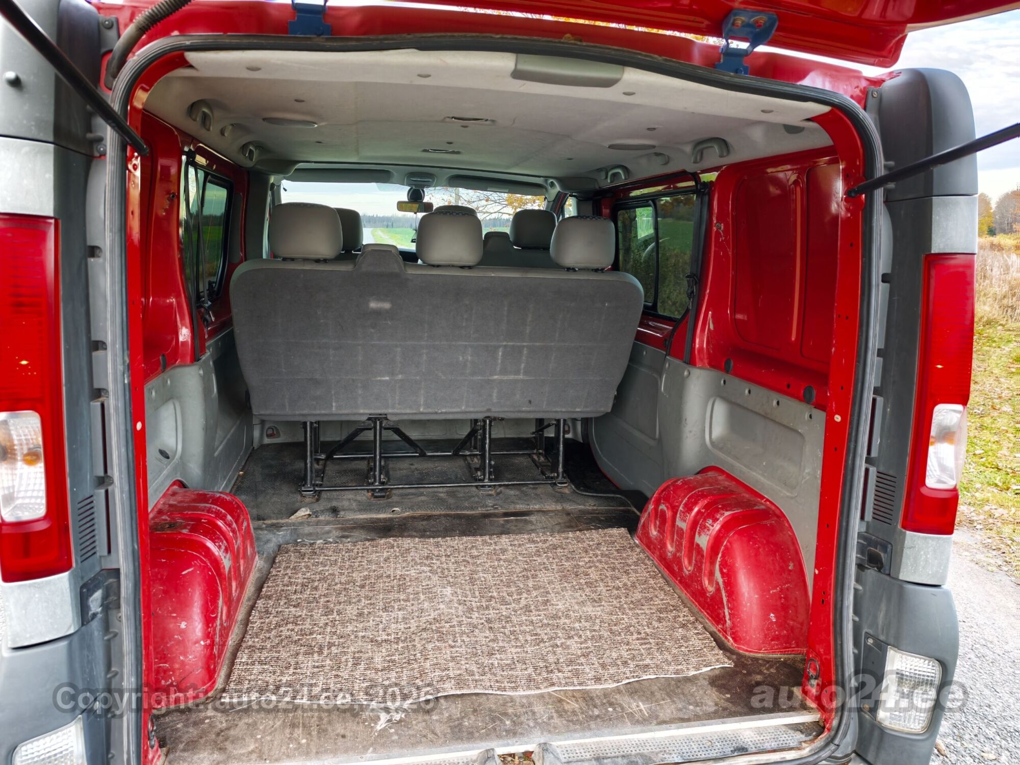 Renault Trafic 2007 — photo 15
