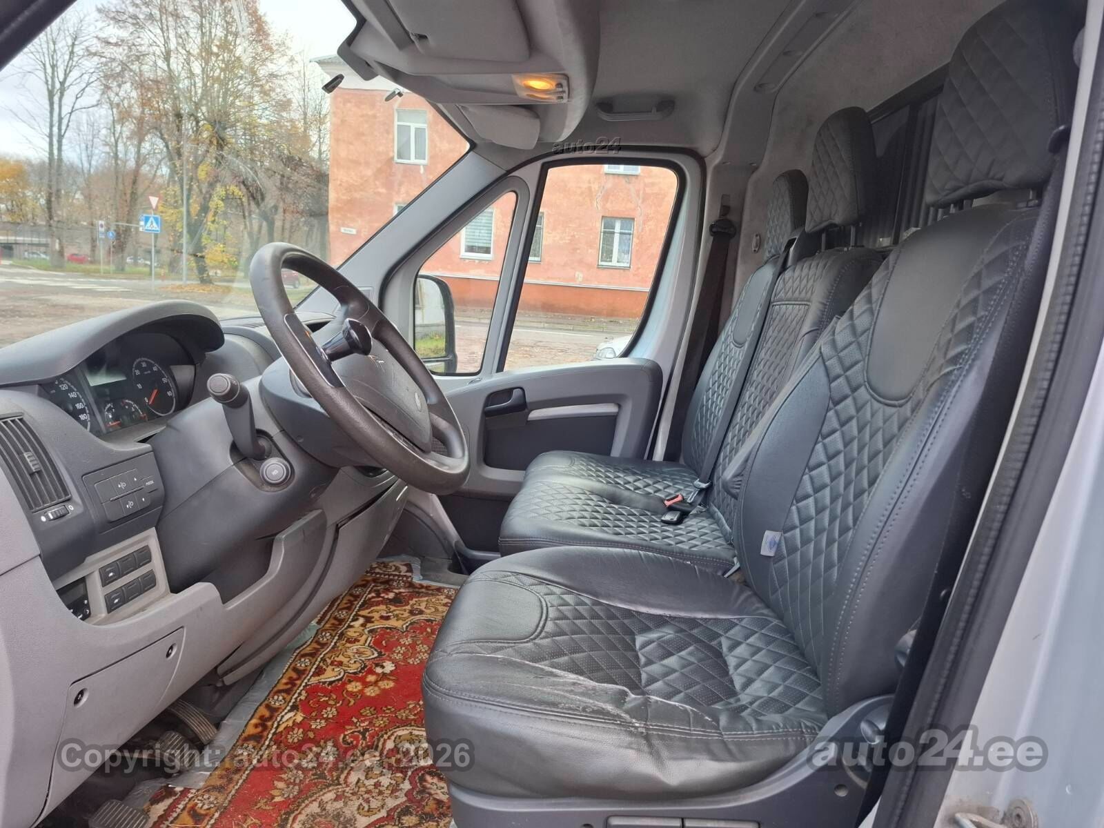 Citroen Jumper 2009 — interior