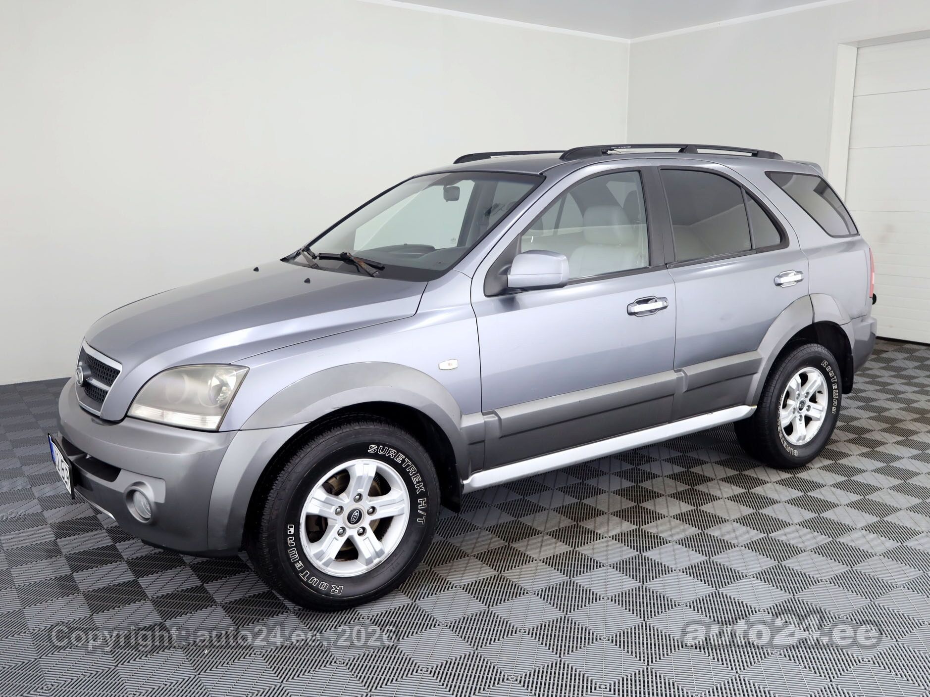 Kia Sorento 2006 — rear view