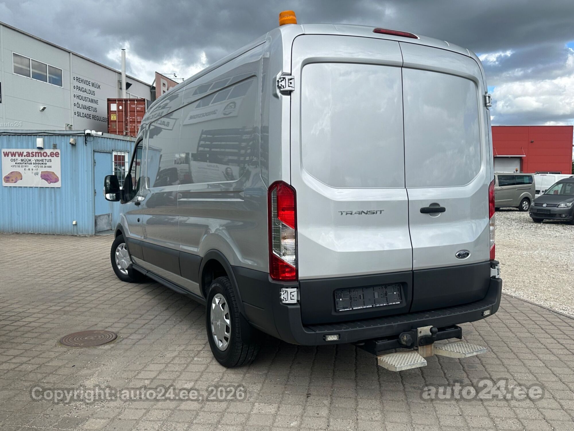 Ford Transit L3H2 4 2016, kuva 2/10