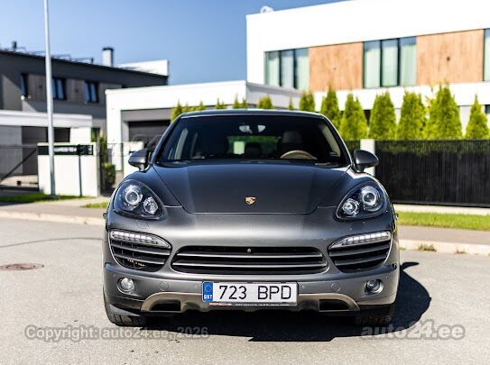 Porsche Cayenne - 3