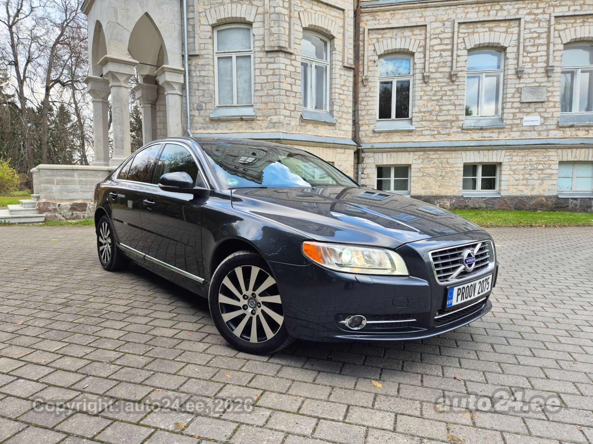 Volvo S80