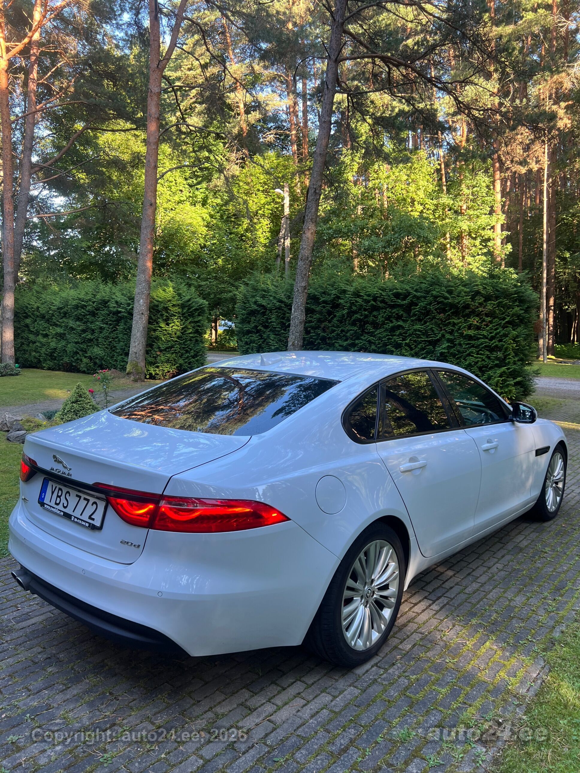 Jaguar XF 2.0 132kW 2016, photo 6/10