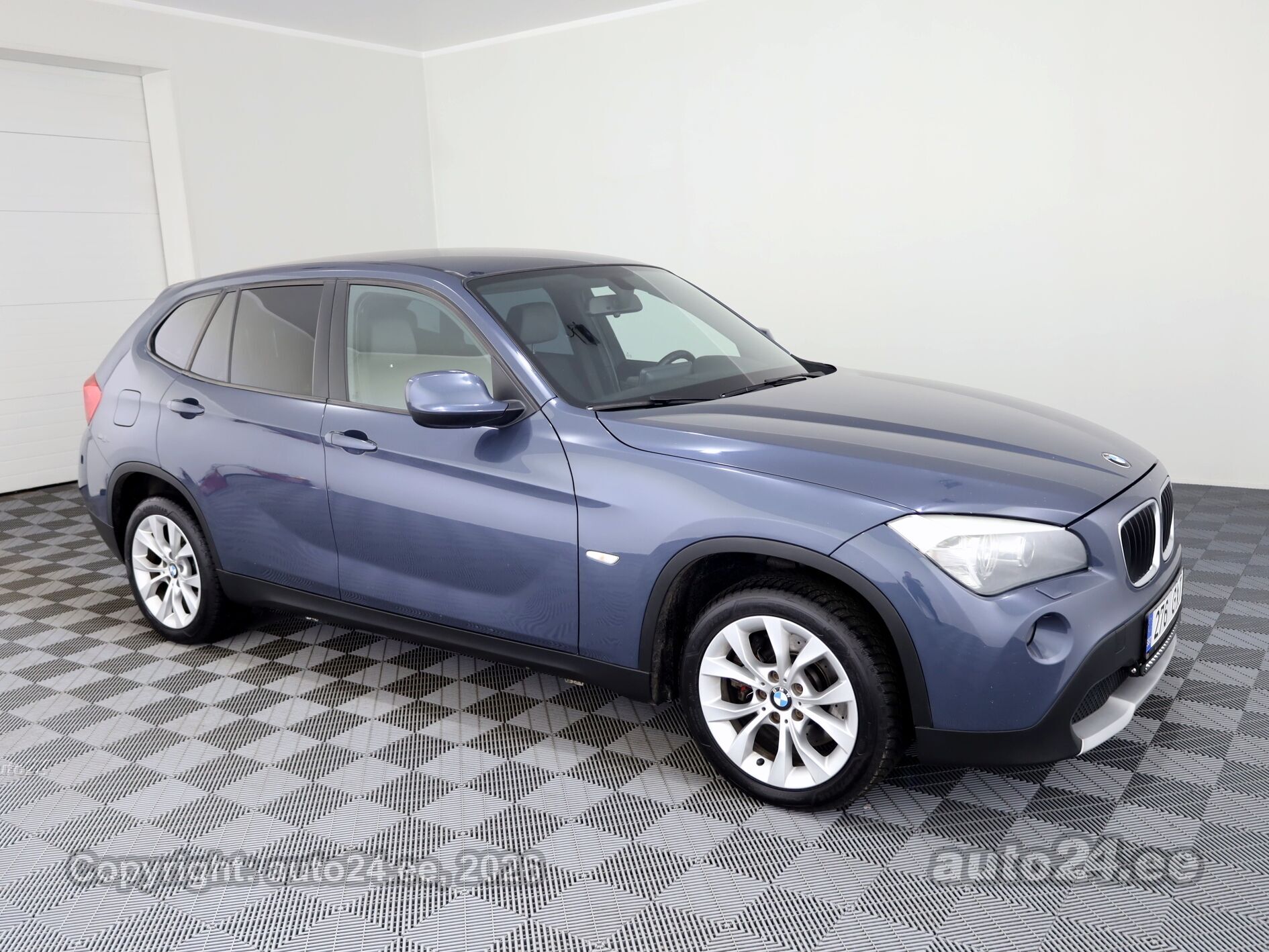 BMW X1 - 1