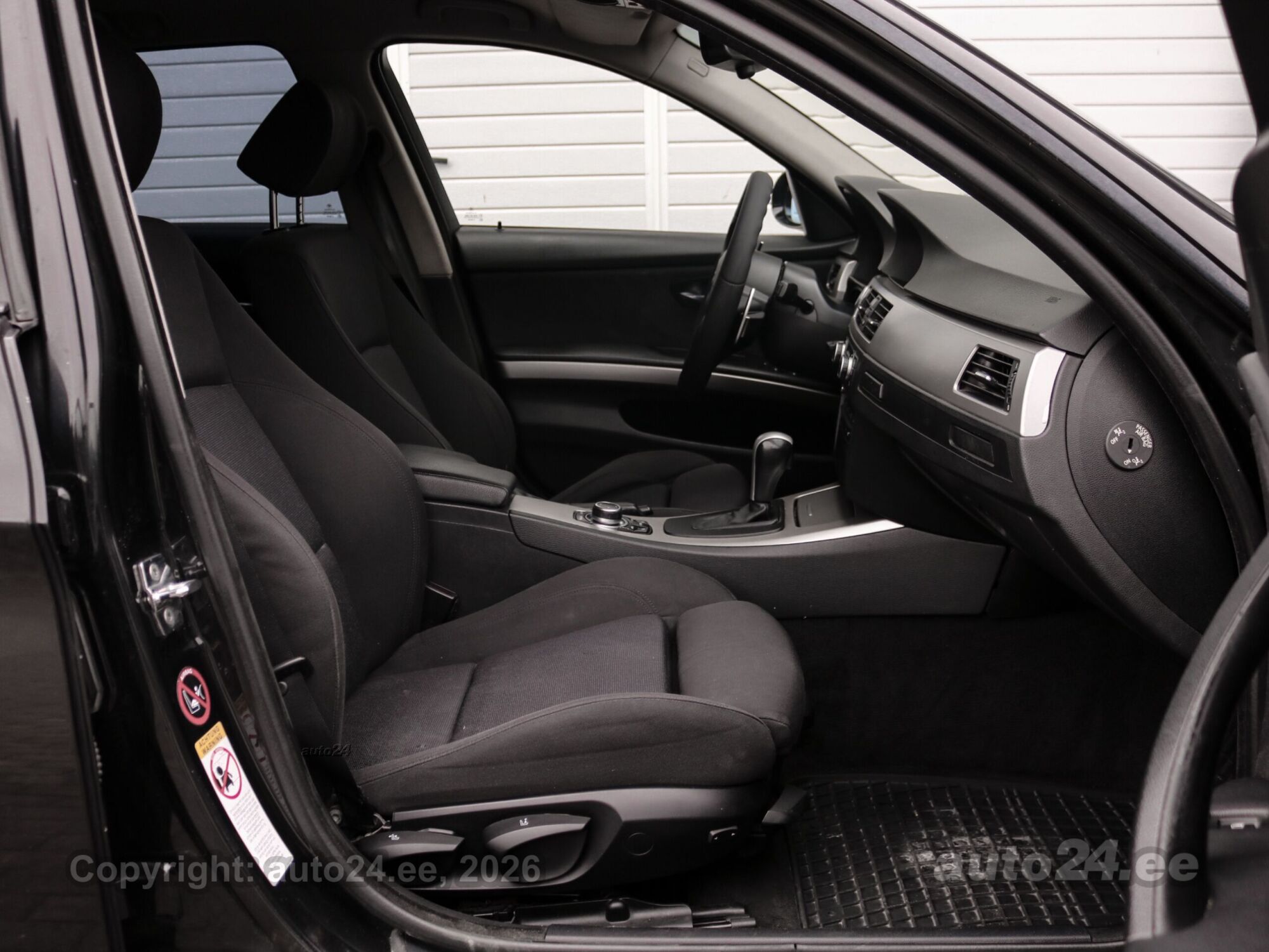 BMW 3 Series 2007 — photo 18
