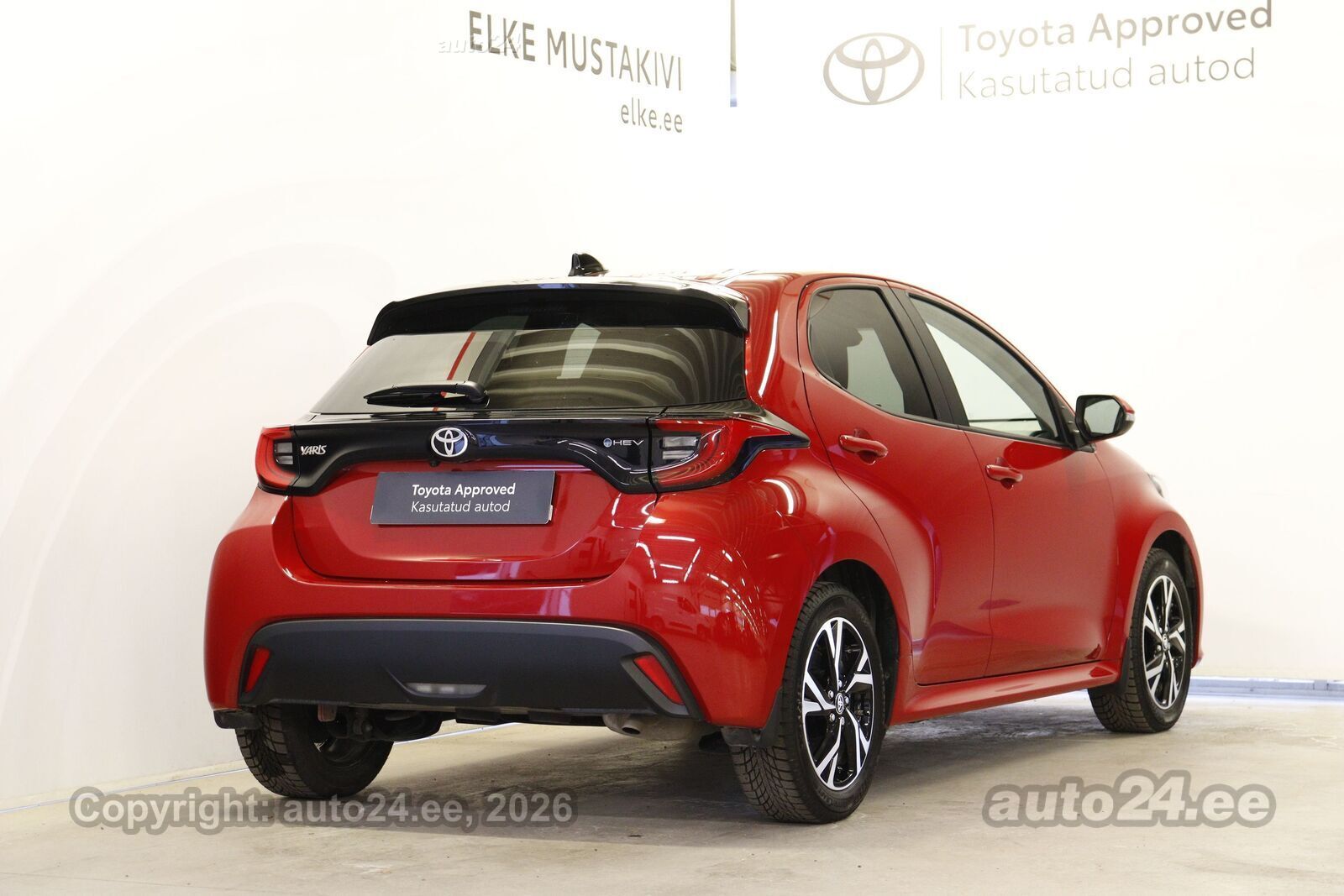 Toyota Yaris 2025, photo 2/10
