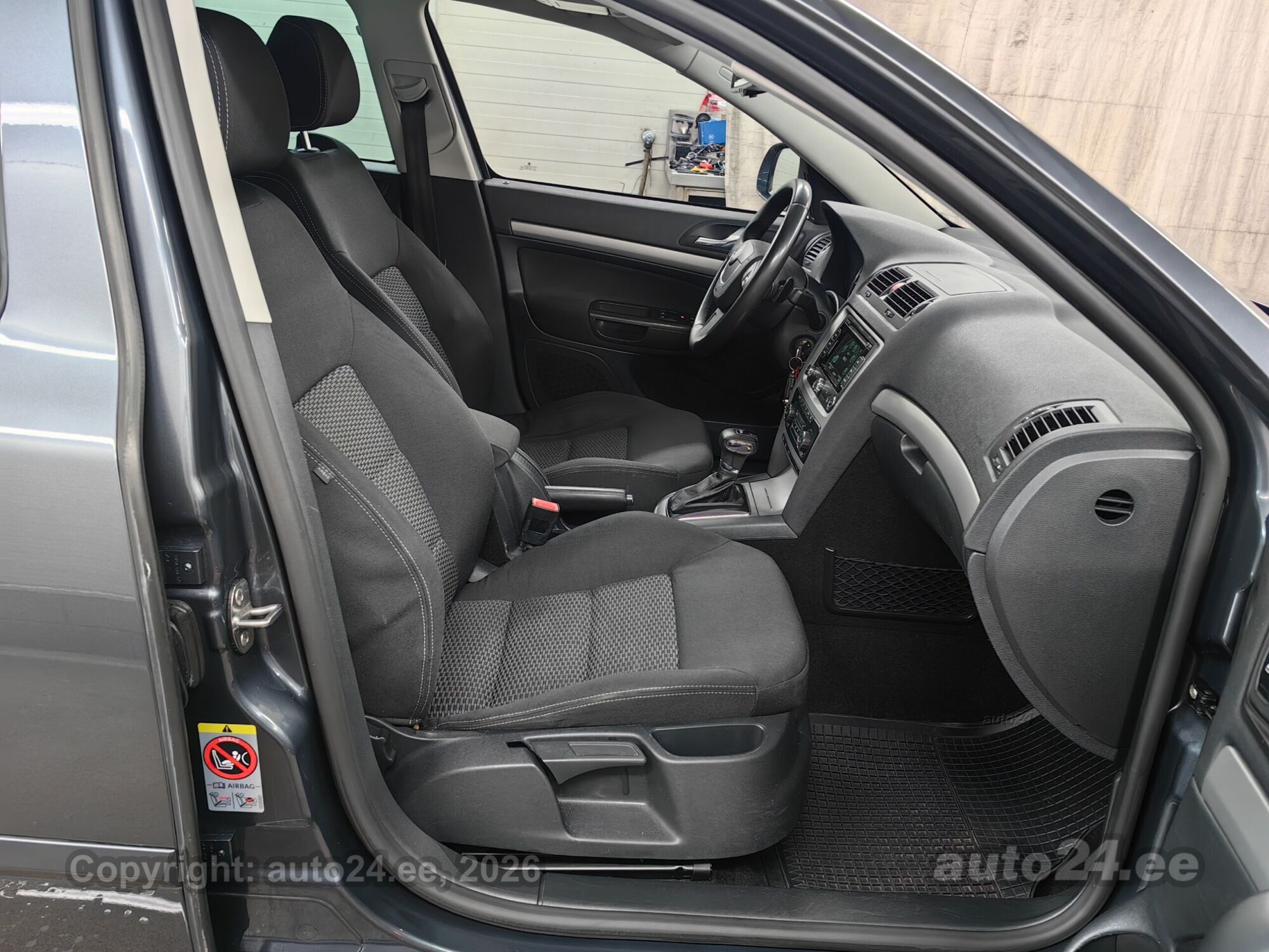 Skoda Octavia 2012 — photo 11