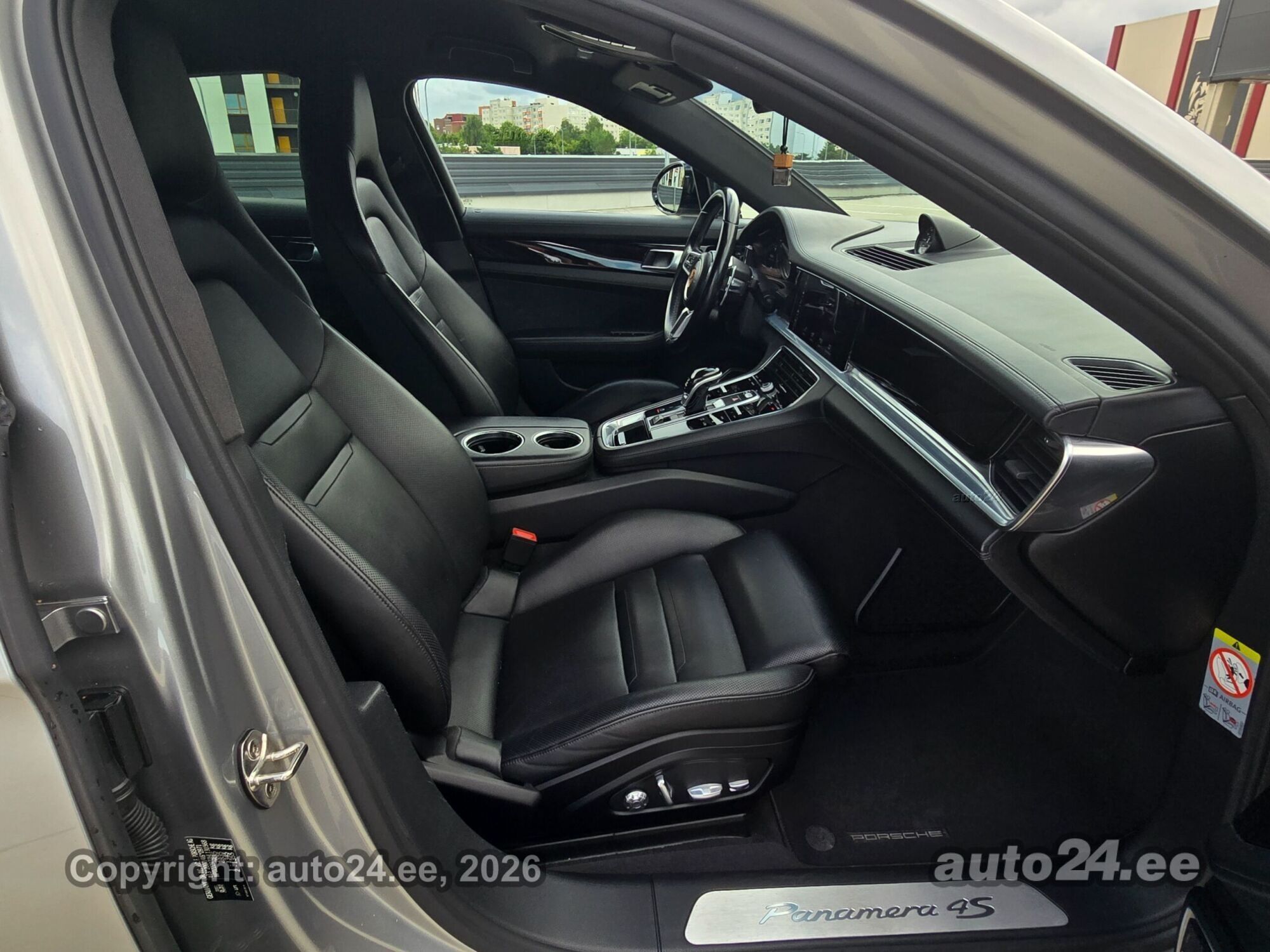 Porsche Panamera - 9