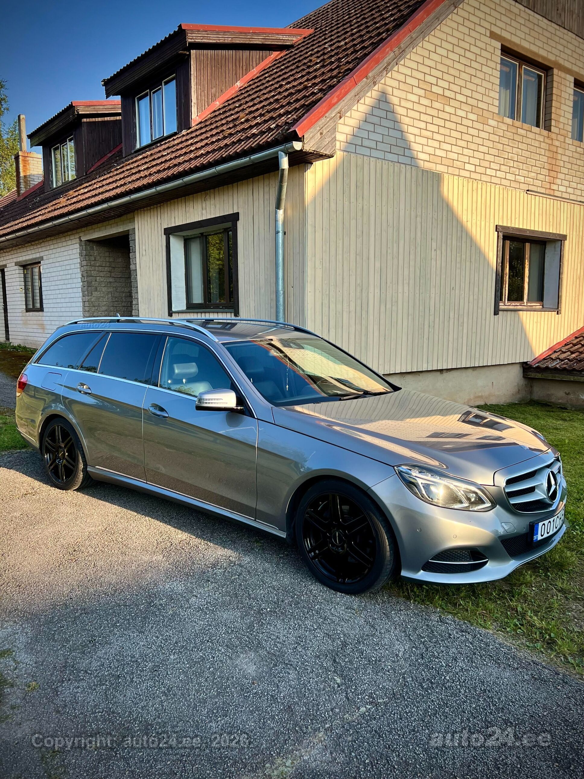 Mercedes-Benz E 220 2.1 125kW