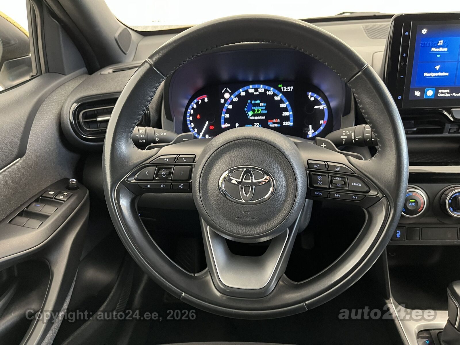 Toyota Yaris Cross - 8