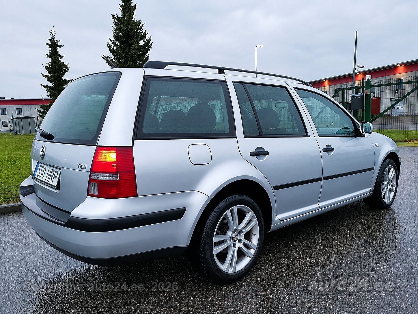 Volkswagen Golf 1.9 TDI 74kW 2005, kuva 3/6