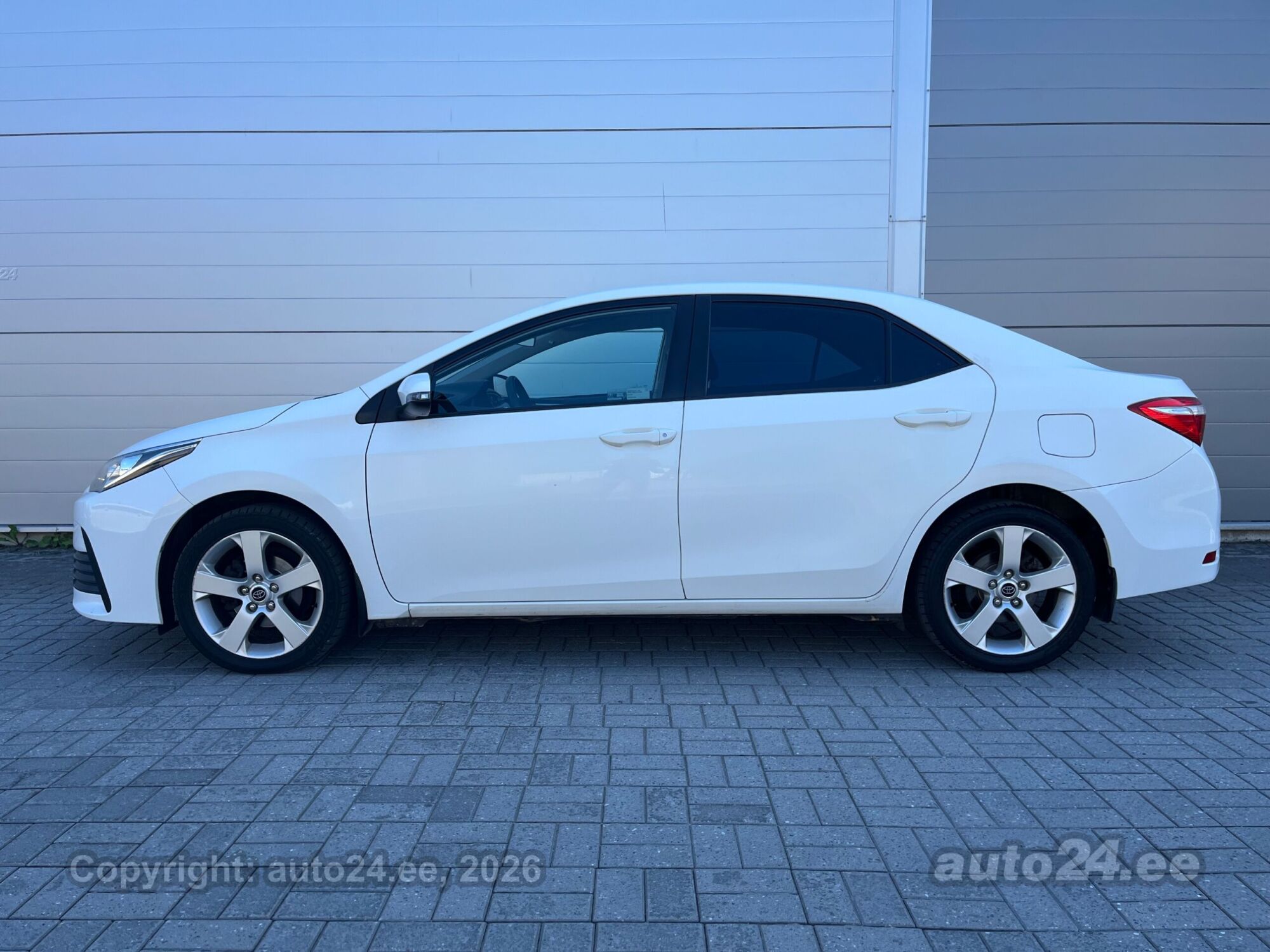 Toyota Corolla 1.6 97kW 2017, photo 7/10