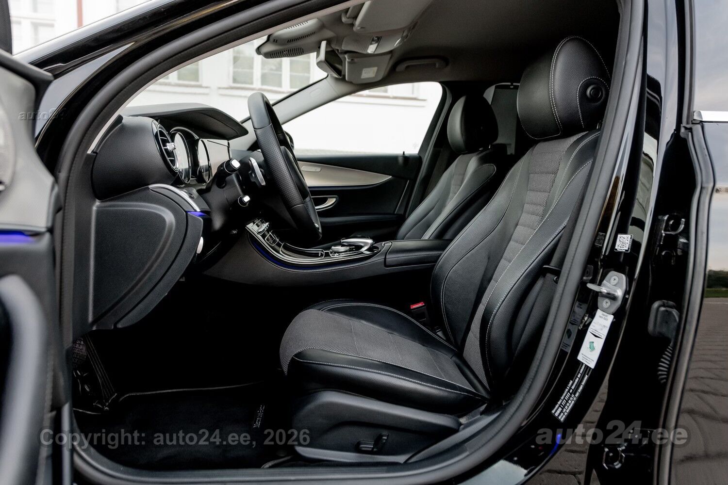 Mercedes-Benz E 220 - 12
