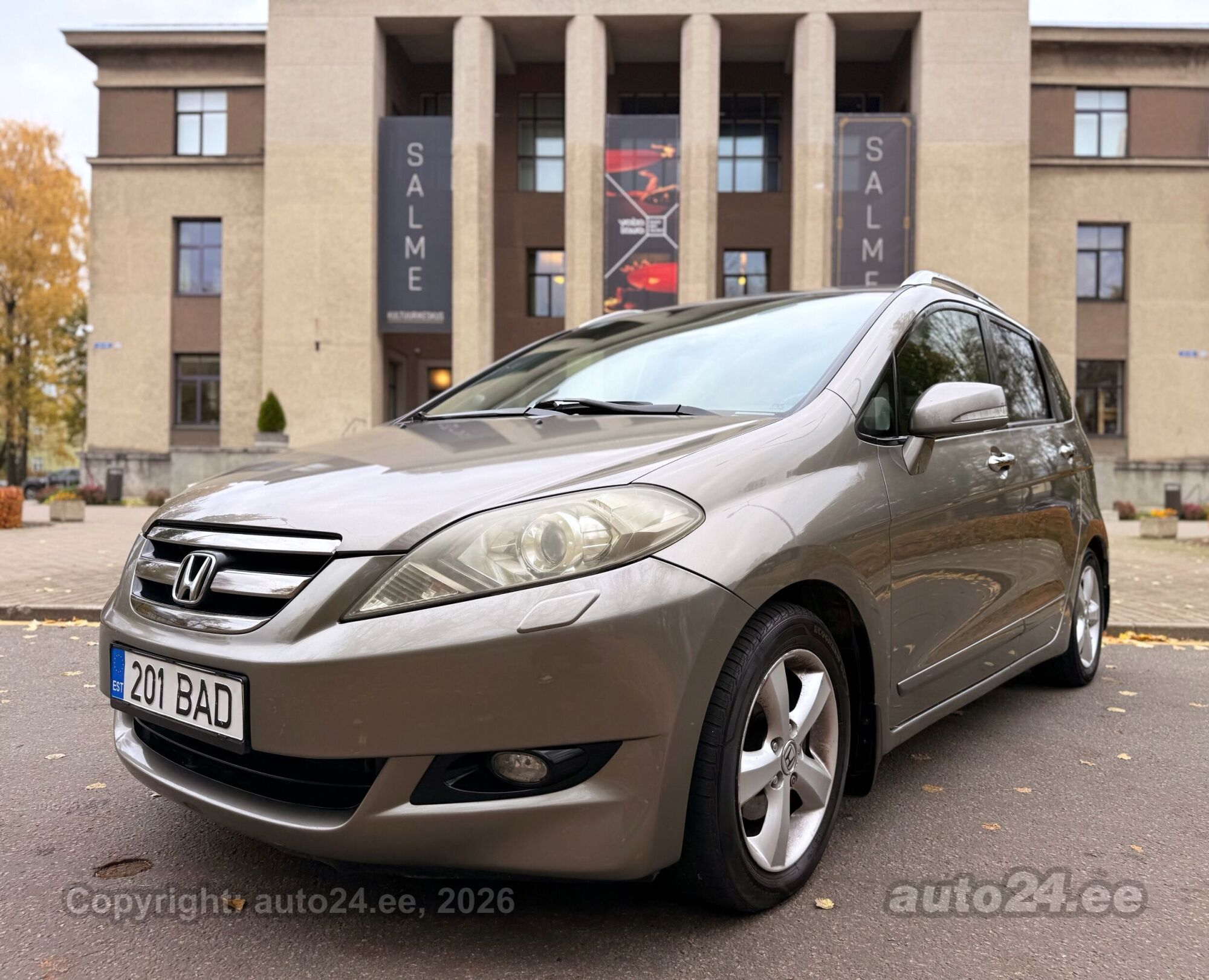 Honda FR-V