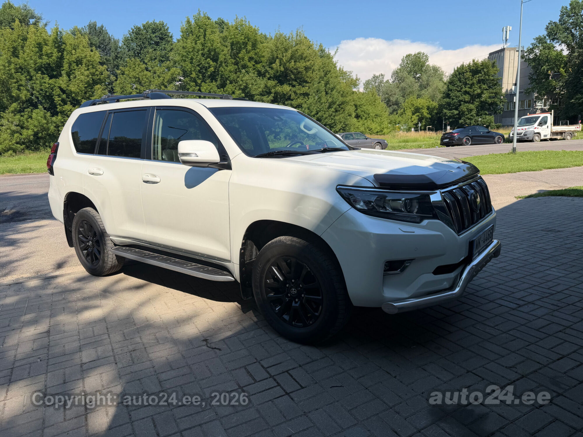 Toyota Land Cruiser - 3