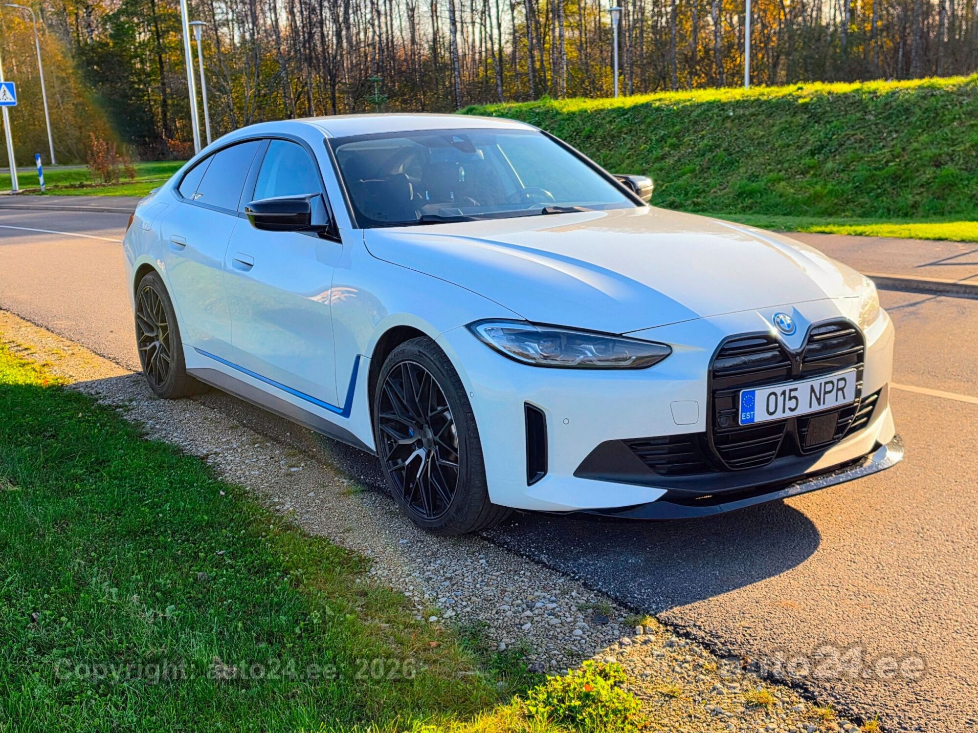BMW i4