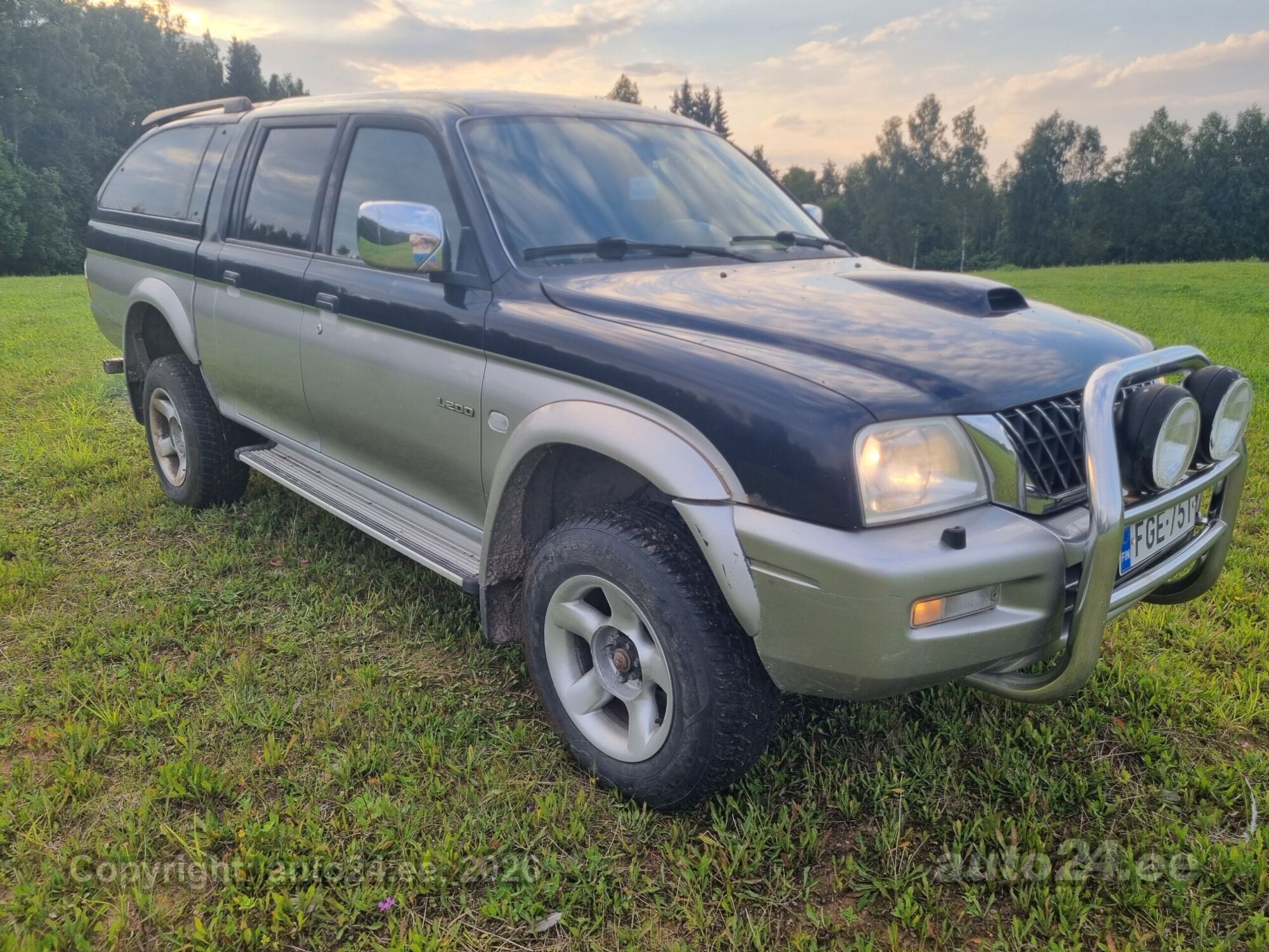Mitsubishi L200 2.5 85kW 2004, kuva 2/10