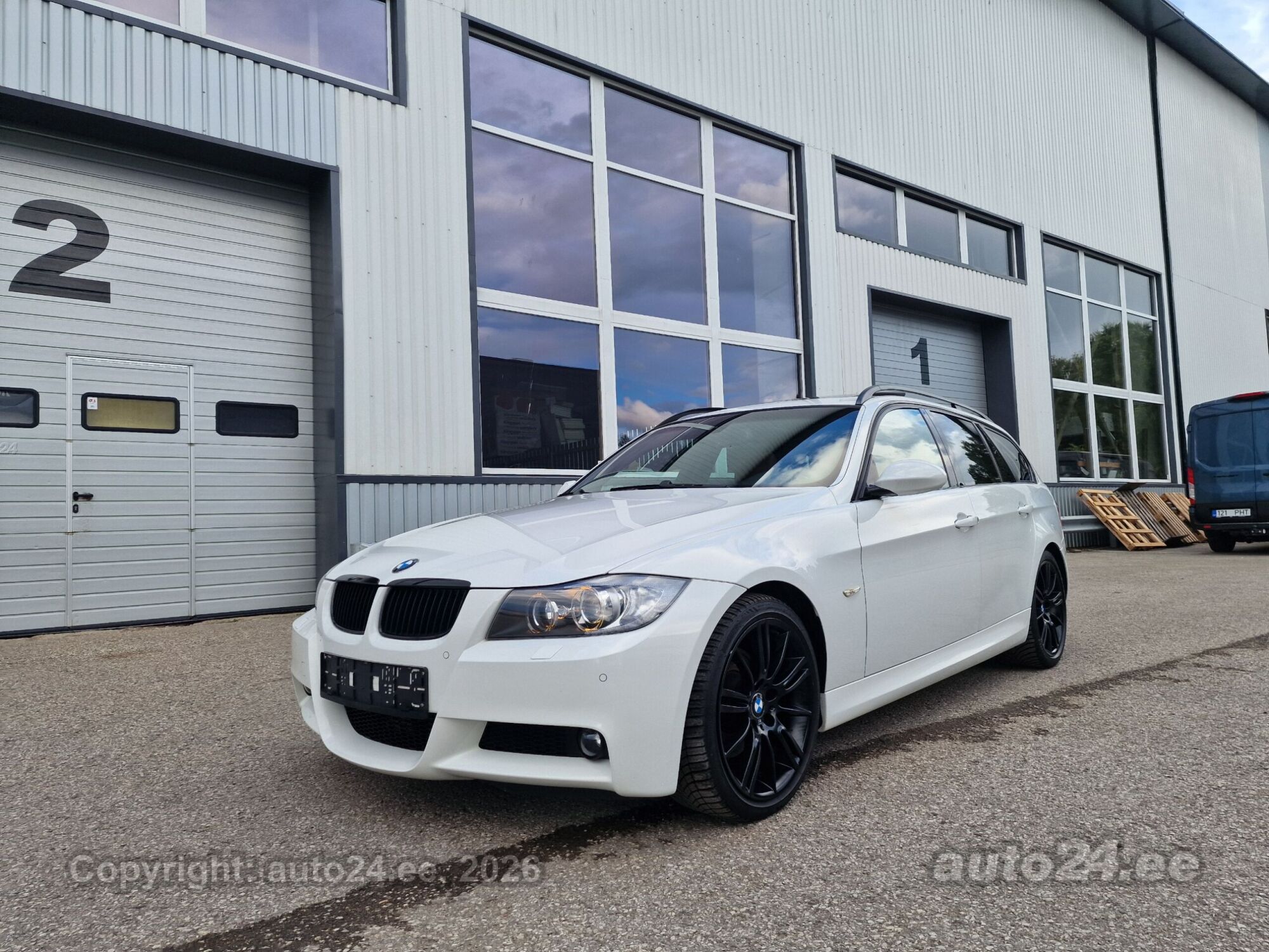 BMW 3-sarja 2008, kuva 4/10