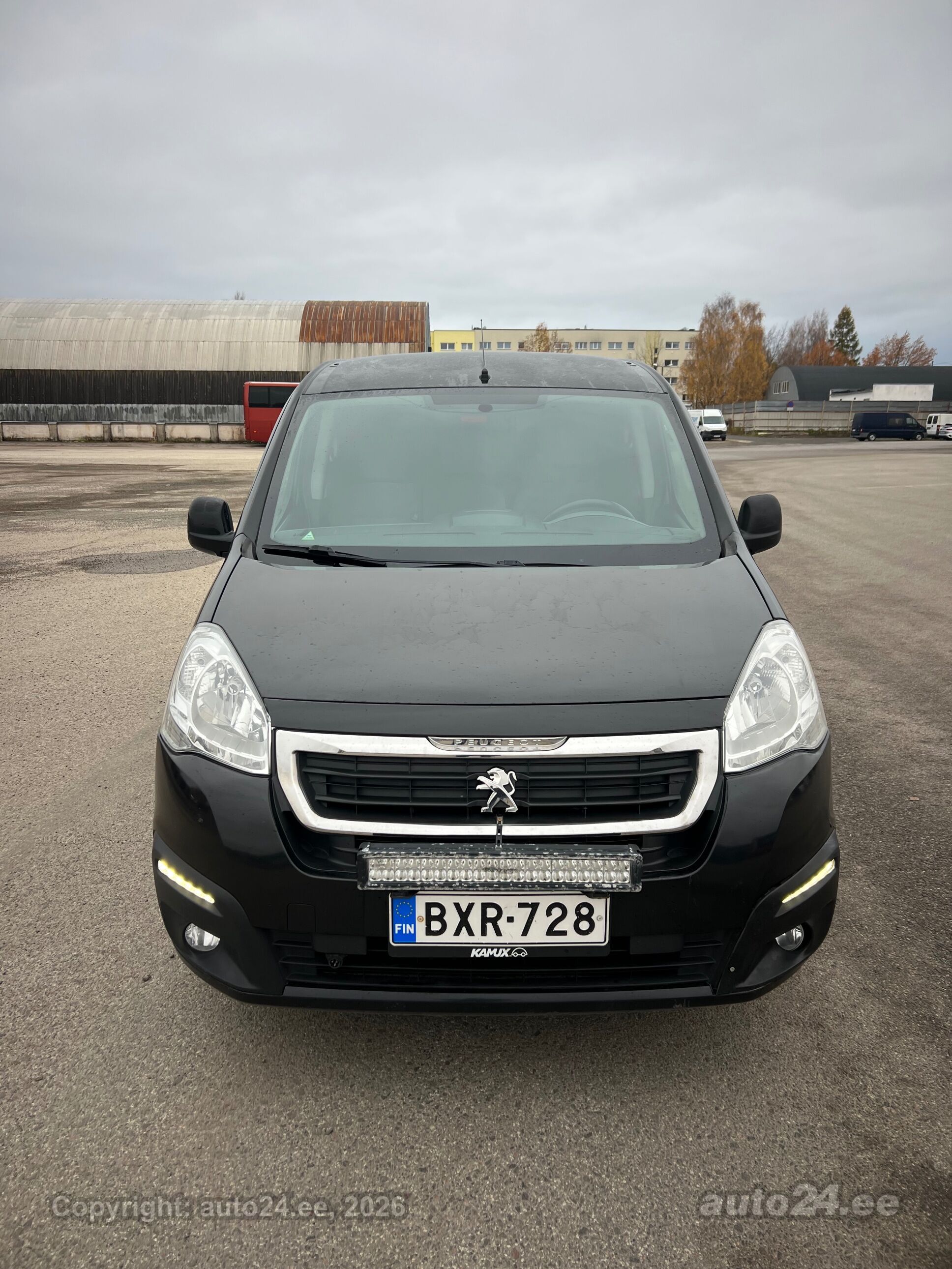 Peugeot Partner 2015 — photo 9