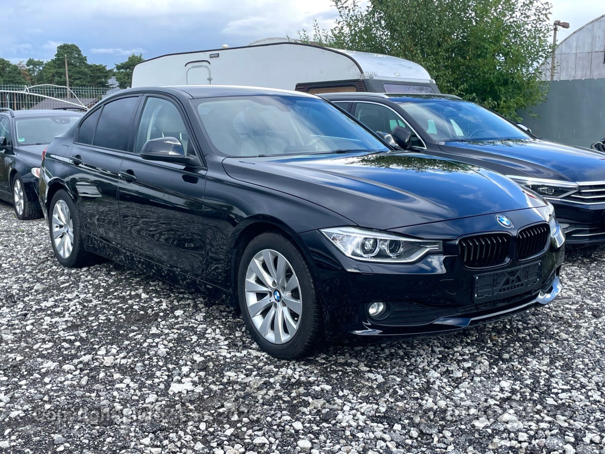 BMW 318 Modern Shadow-line 2.0 R4 D 105kW