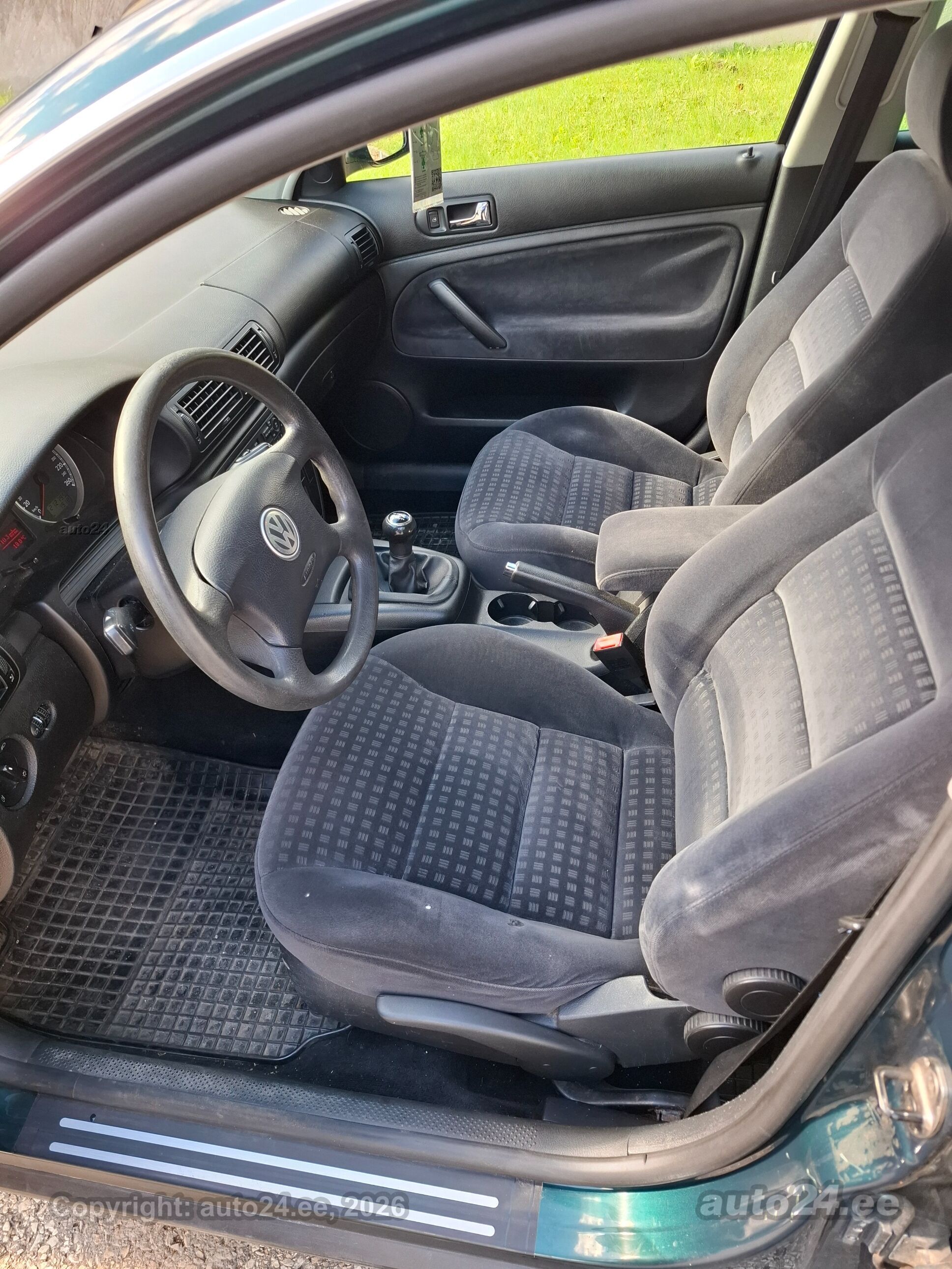 Volkswagen Passat - 9