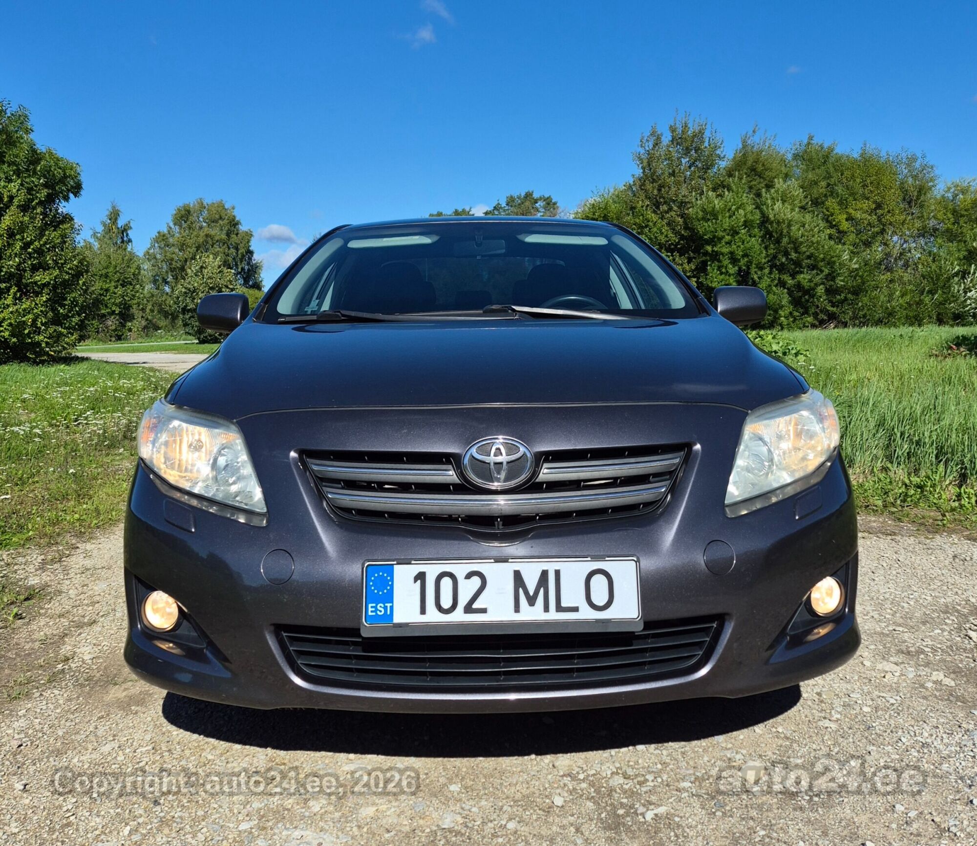 Toyota Corolla - 2