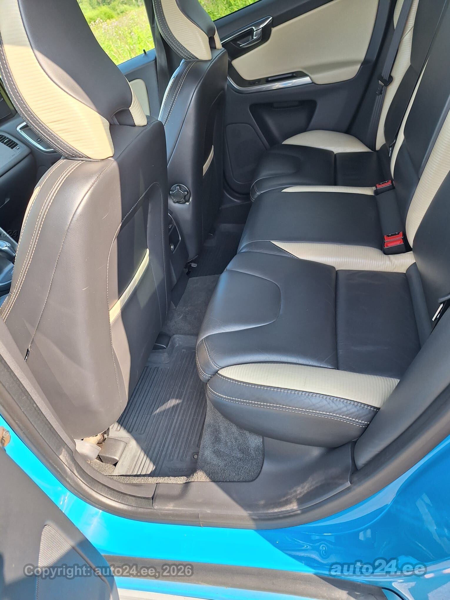 Volvo XC60 2012, photo 6/10
