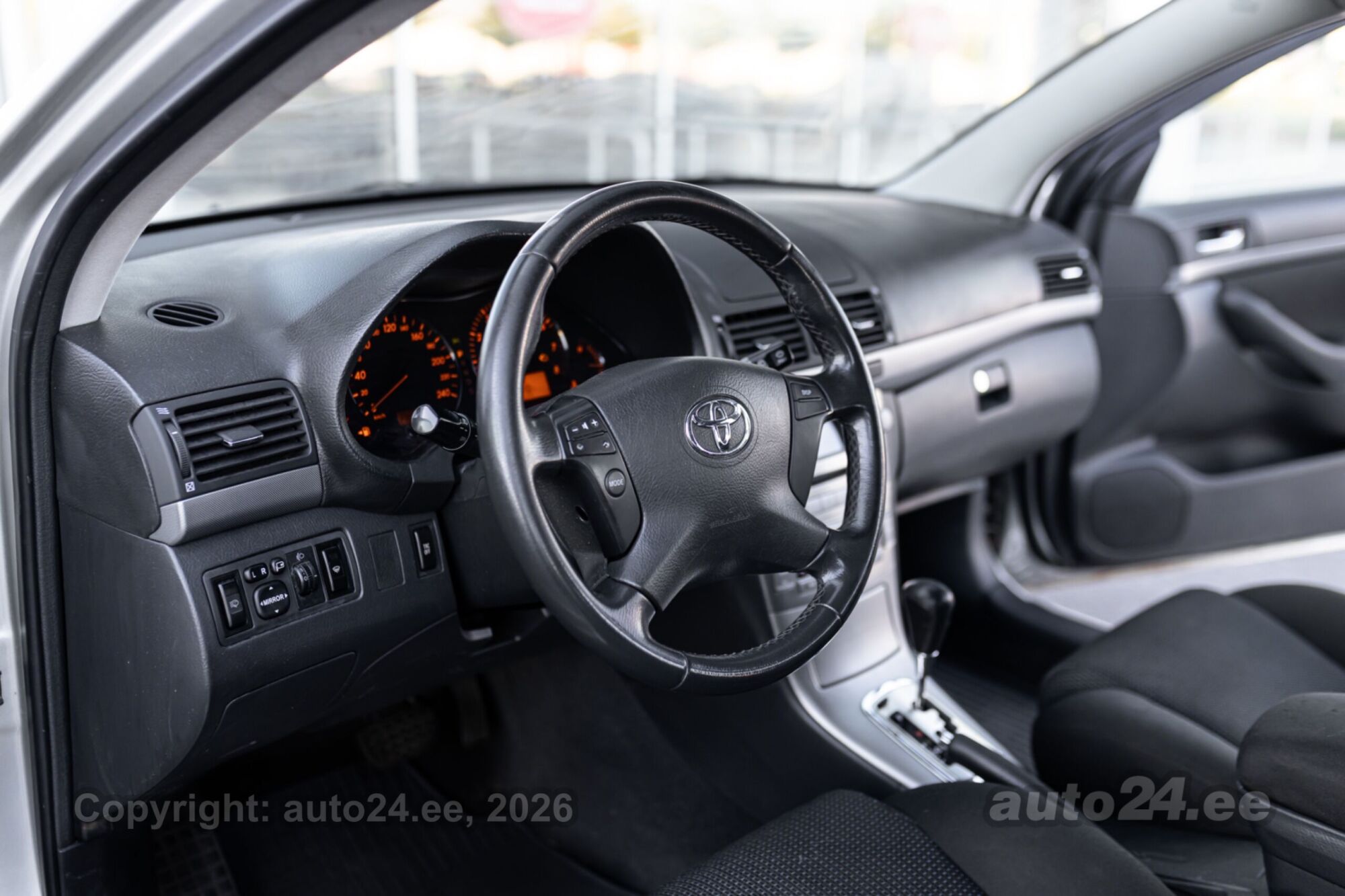 Toyota Avensis 2008, kuva 7/10