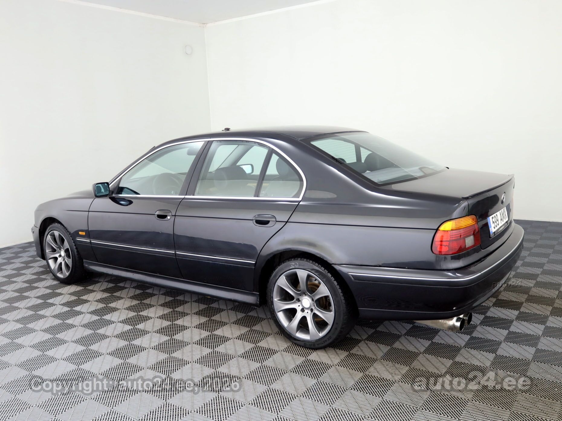BMW 5-sarja 523 M-Pakett ATM 2.5 125kW 1998, photo 4/9
