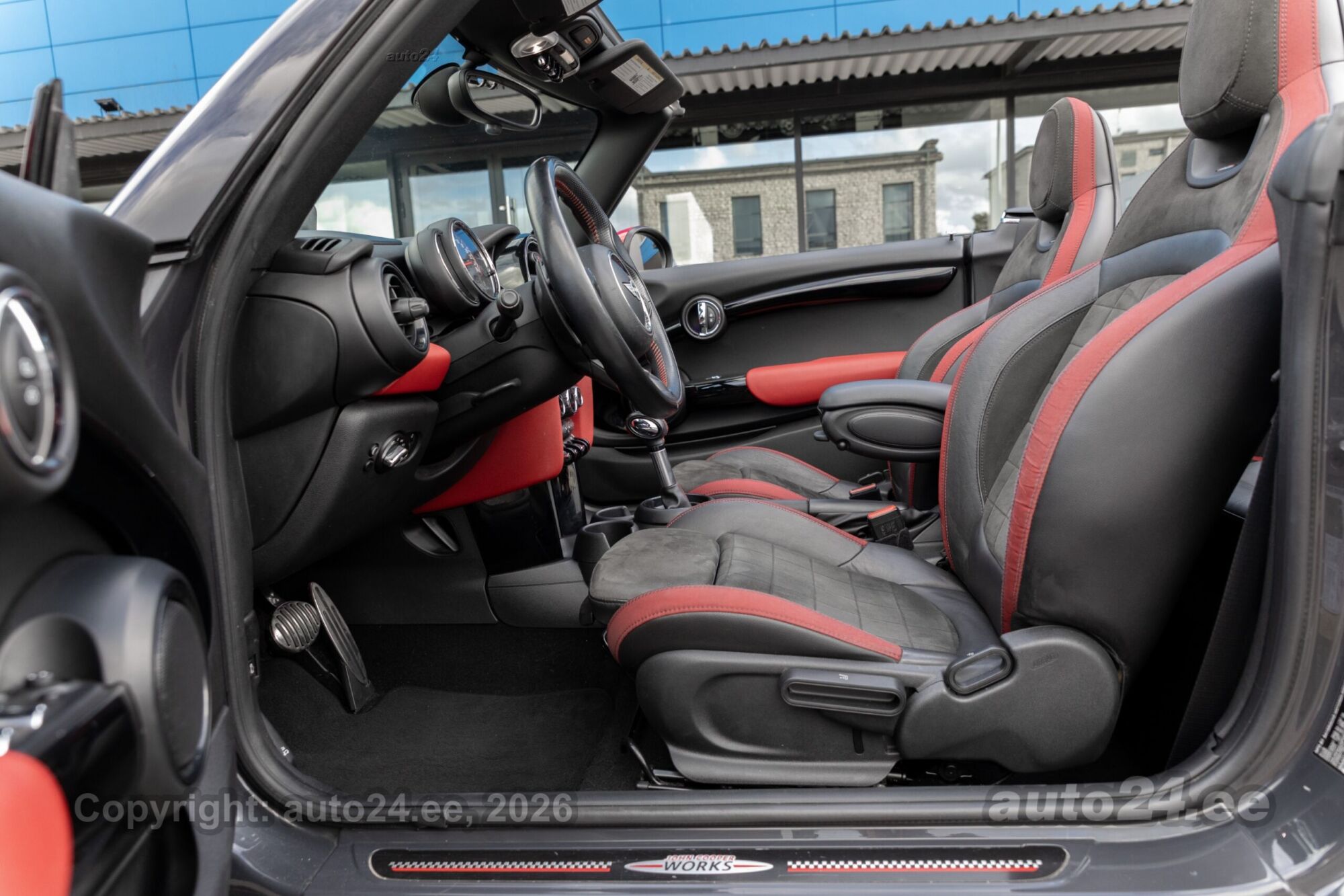 MINI John Cooper Works - 10