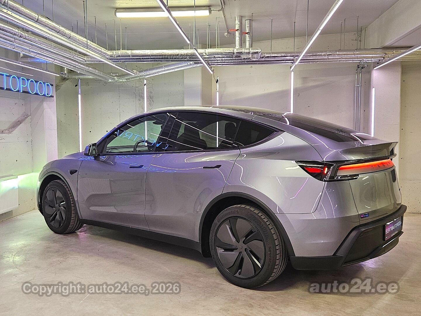 Tesla Model Y 2026, photo 4/10