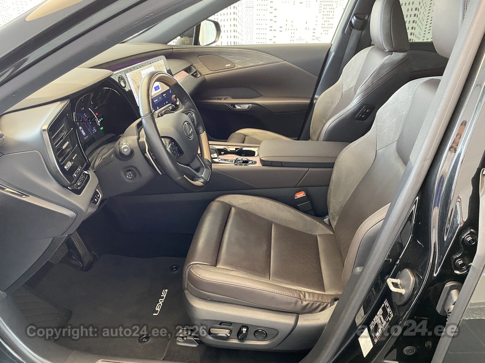 Lexus RX 450h+ - 9