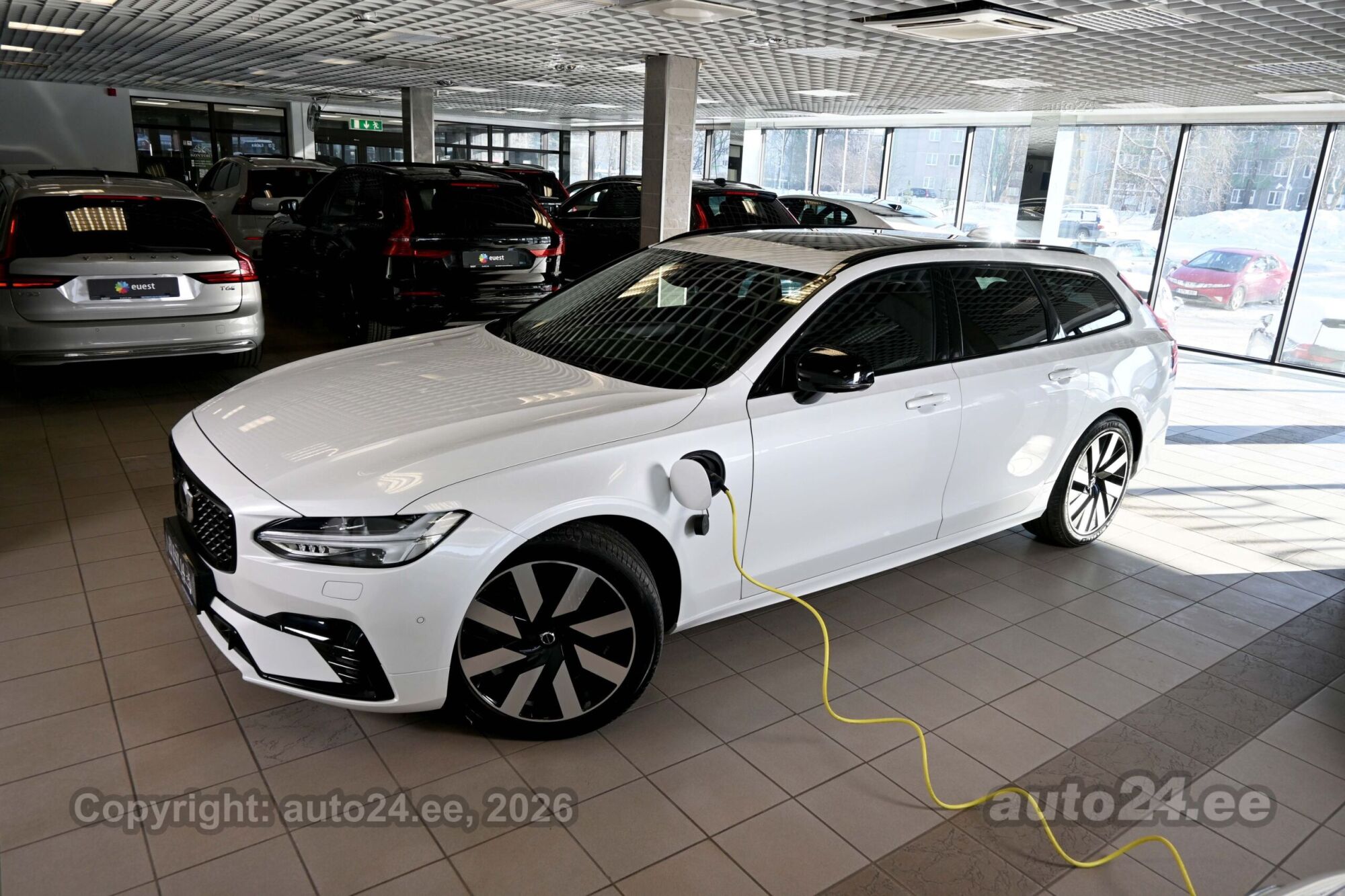 Volvo V90 - 6