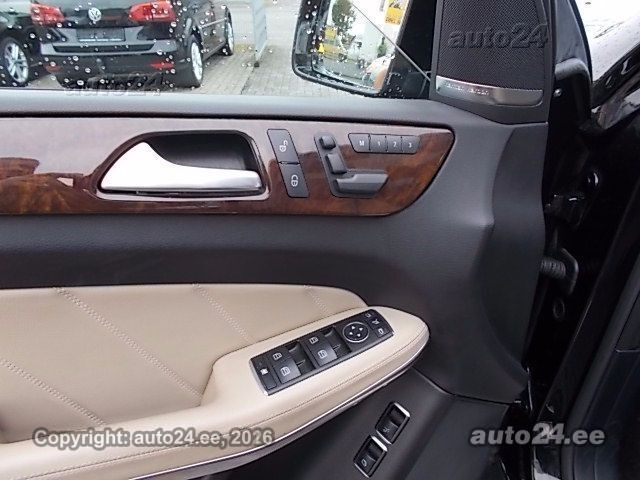 Mercedes-Benz GL-sarja GL 350 3.0 228kW 2013, kuva 7/10