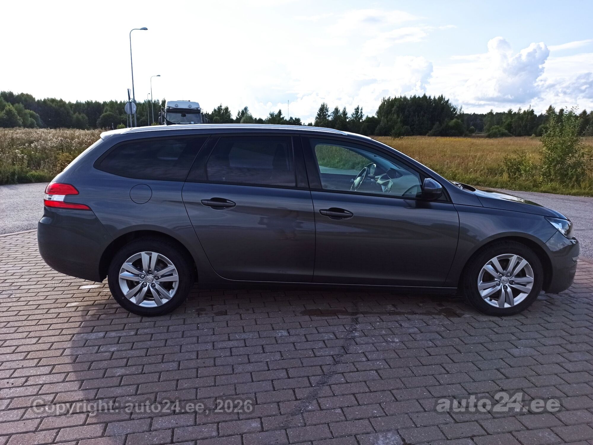 Peugeot 308 1.6 88kW 2017, photo 6/10