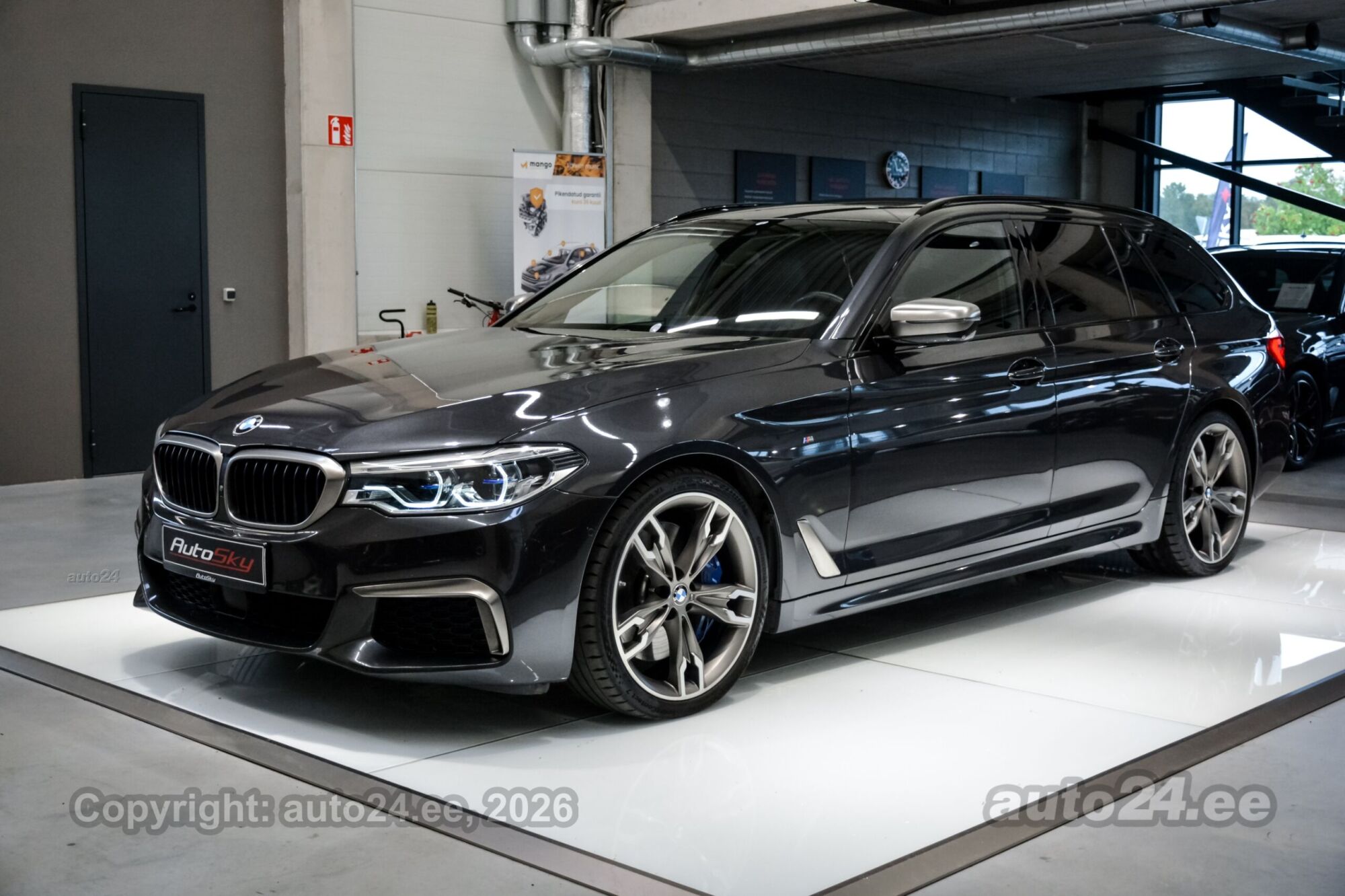 BMW M550 - 2
