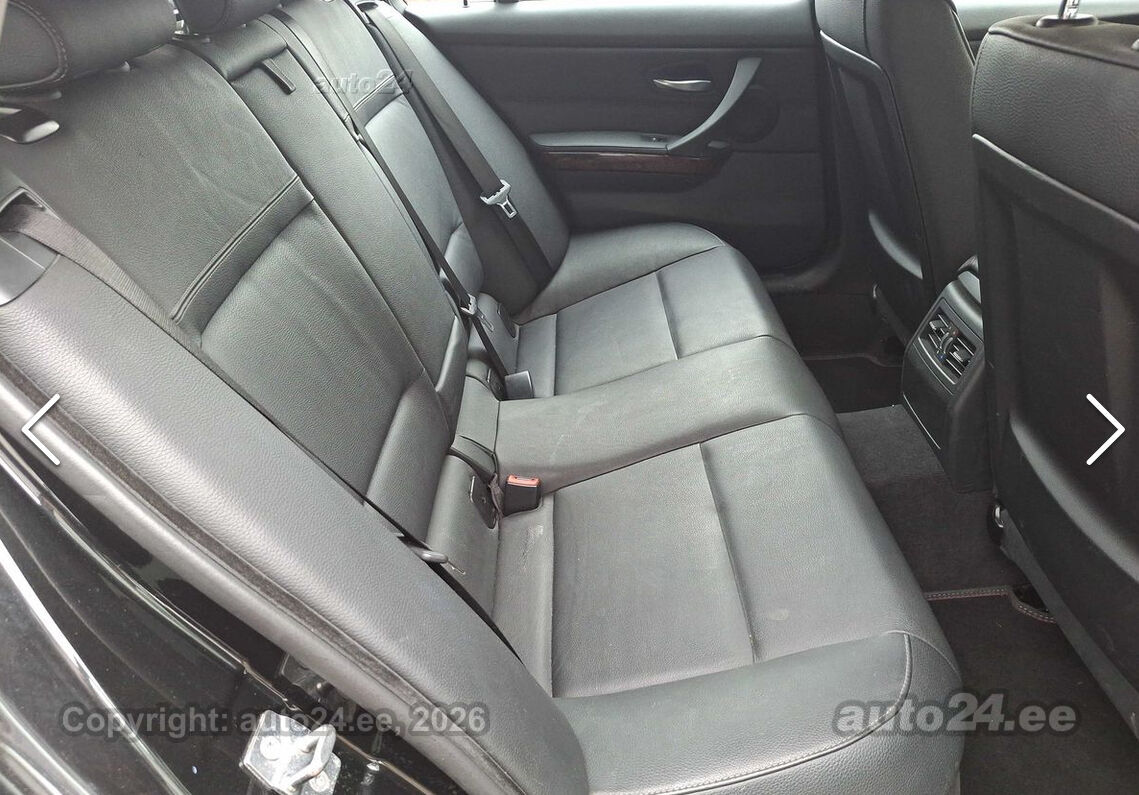 BMW 3 Series 2009 — фото 18