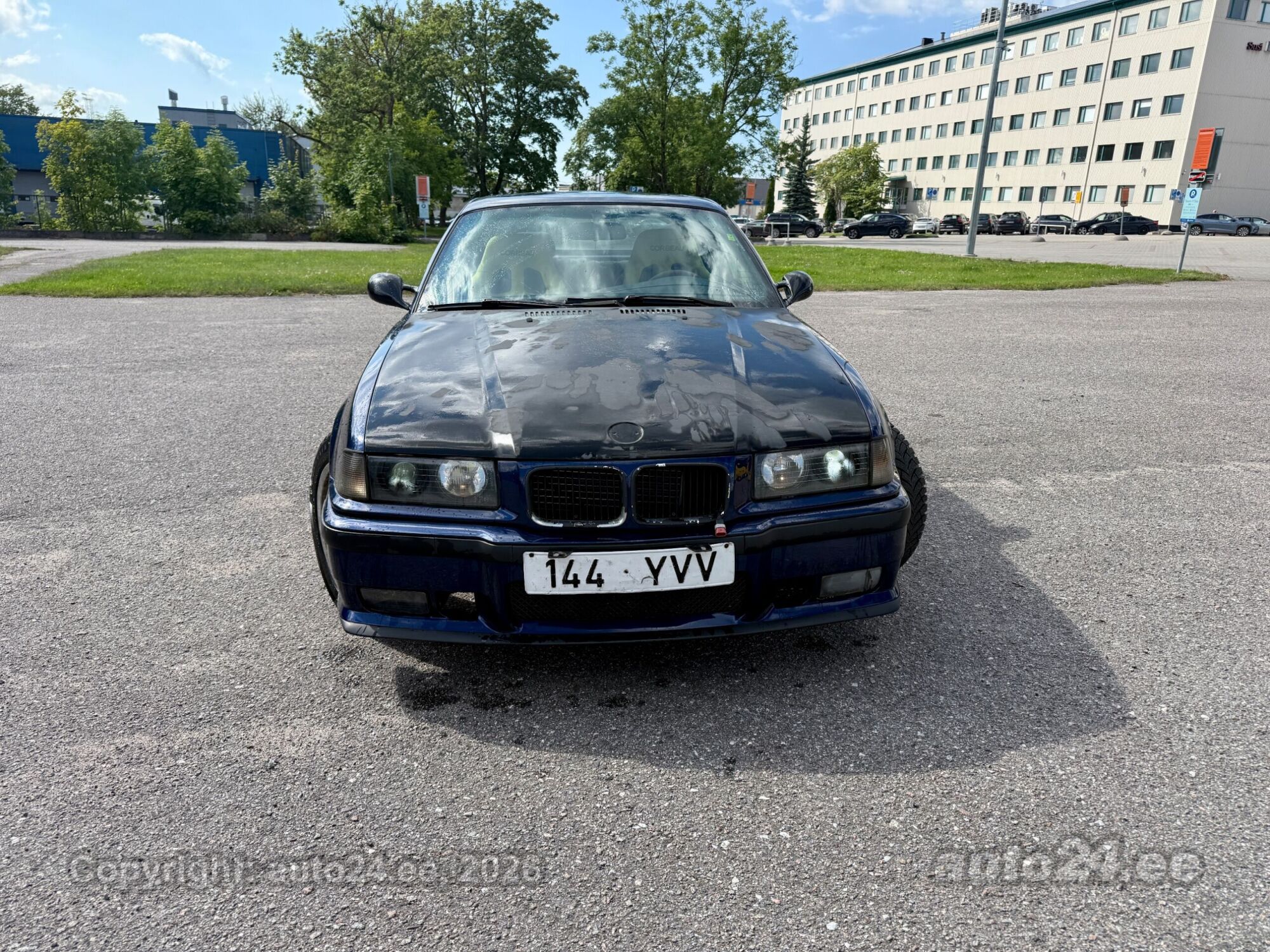 BMW 3-sarja 318 1.8 103kW 1992, photo 2/10