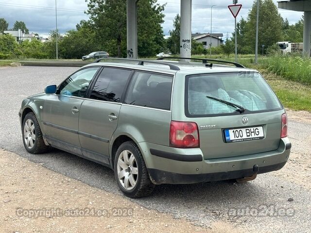 Volkswagen Passat 1.6 R4 75kW 2001, kuva 3/10