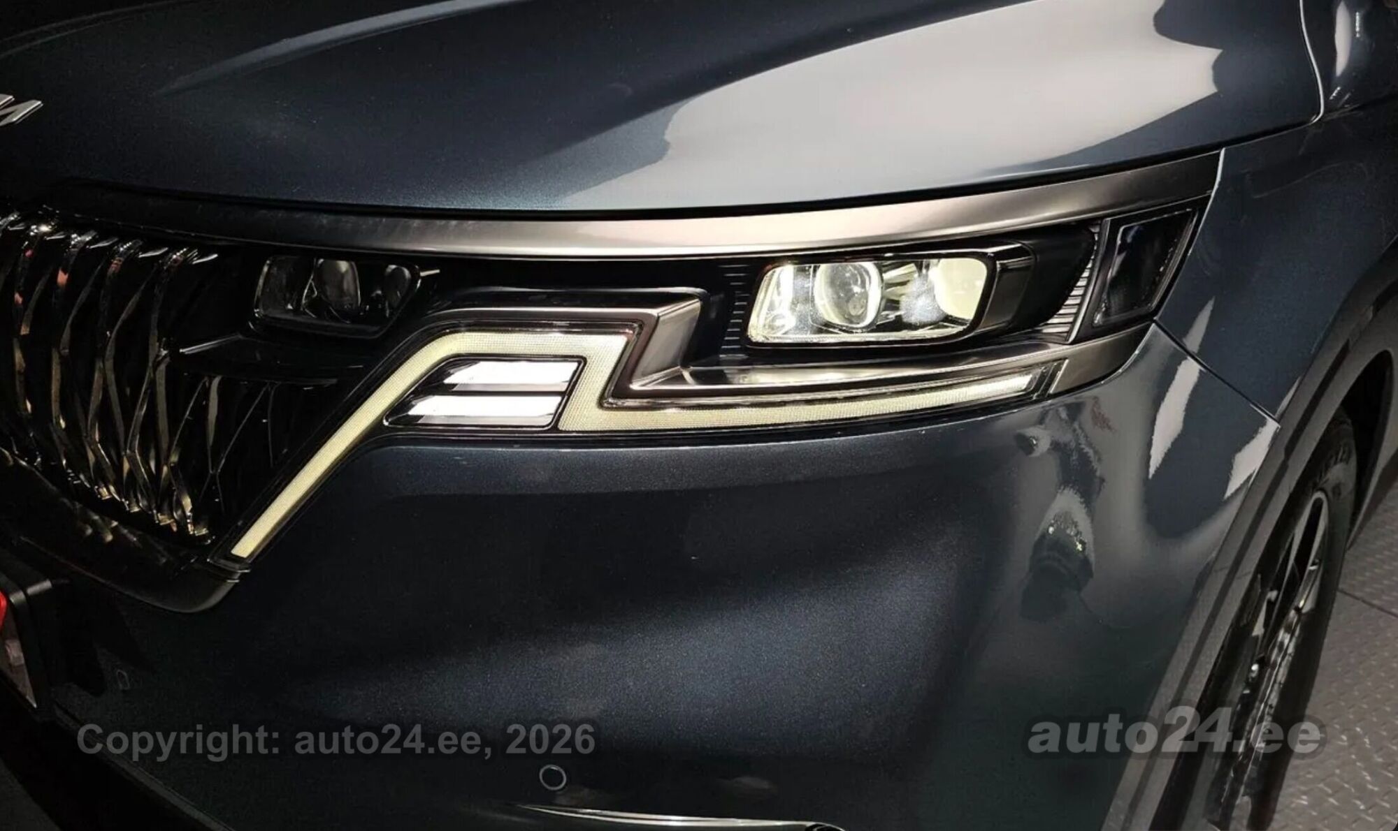 KIA Carnival - 3