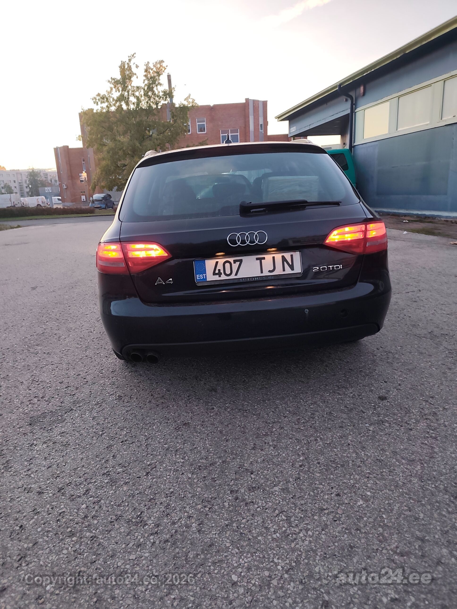 Audi A4 2008 — engine 1968 cm³ (105 kW)