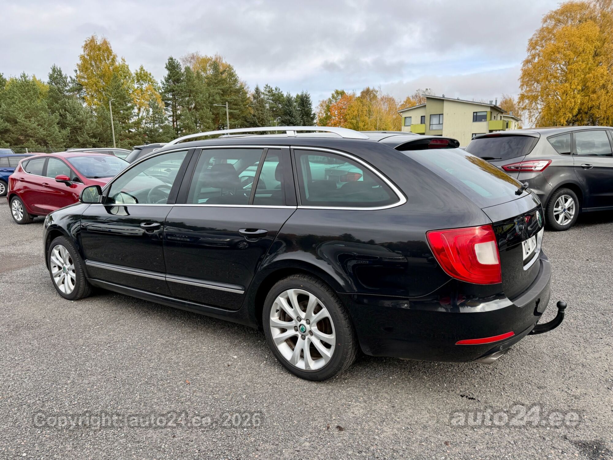 Skoda Superb 2013 — photo 9