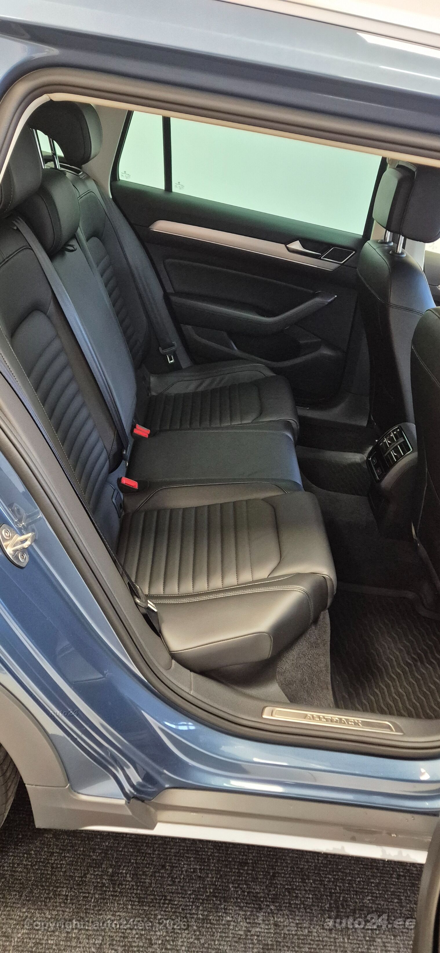 Volkswagen Passat - 7